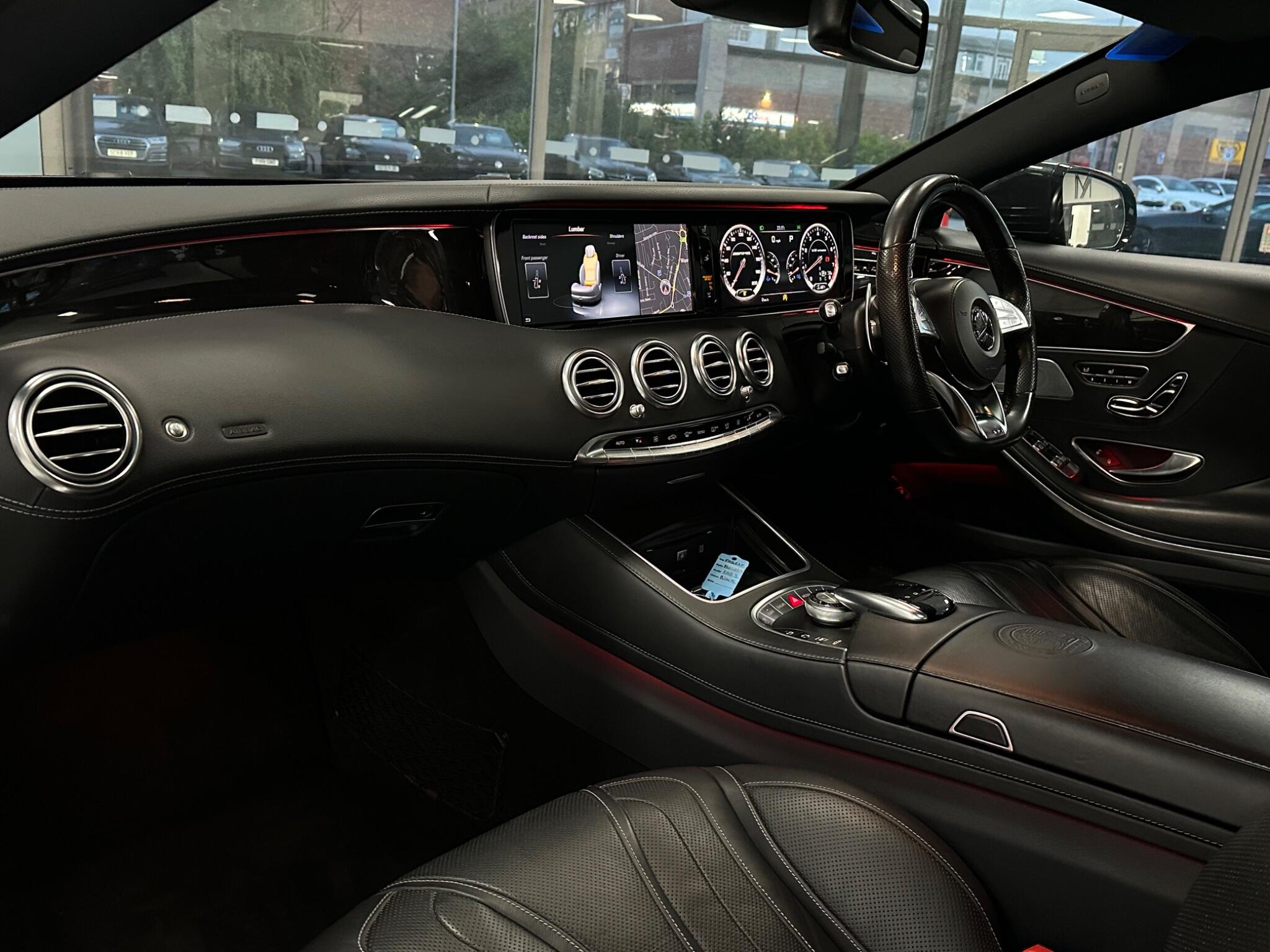 Mercedes-Benz S Class view 37