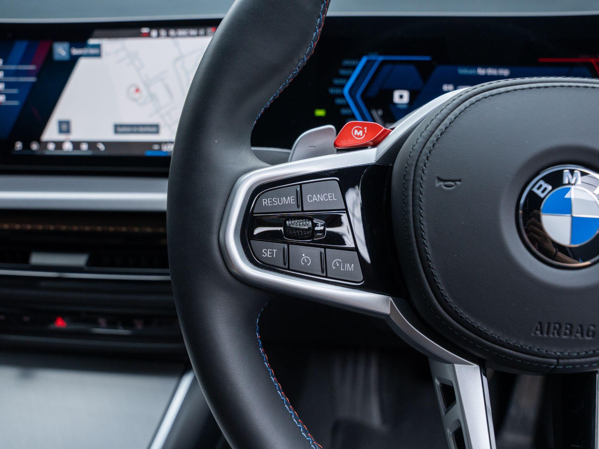 BMW M2 view 24