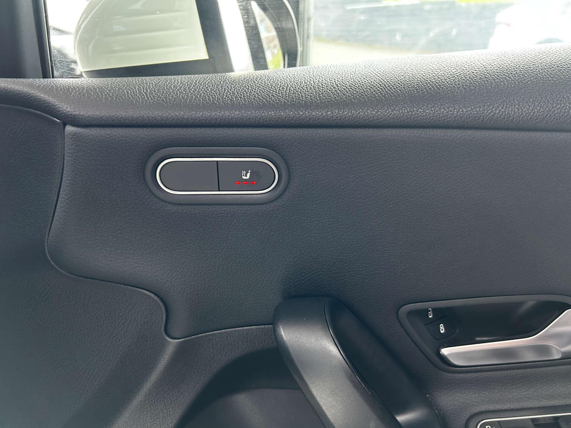 Mercedes-Benz A Class view 30