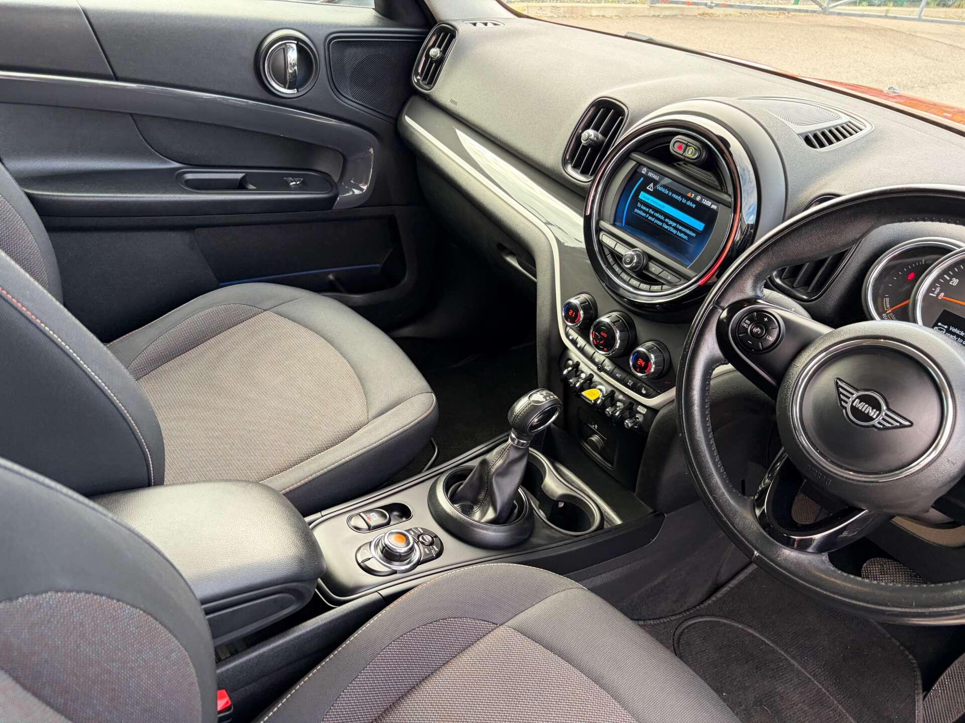 Mini Countryman view 41