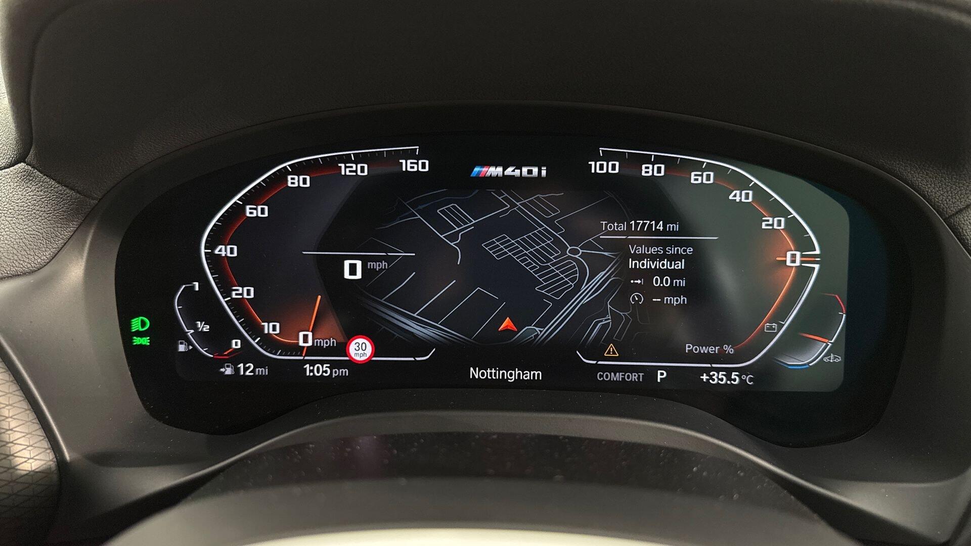 BMW X4 view 9