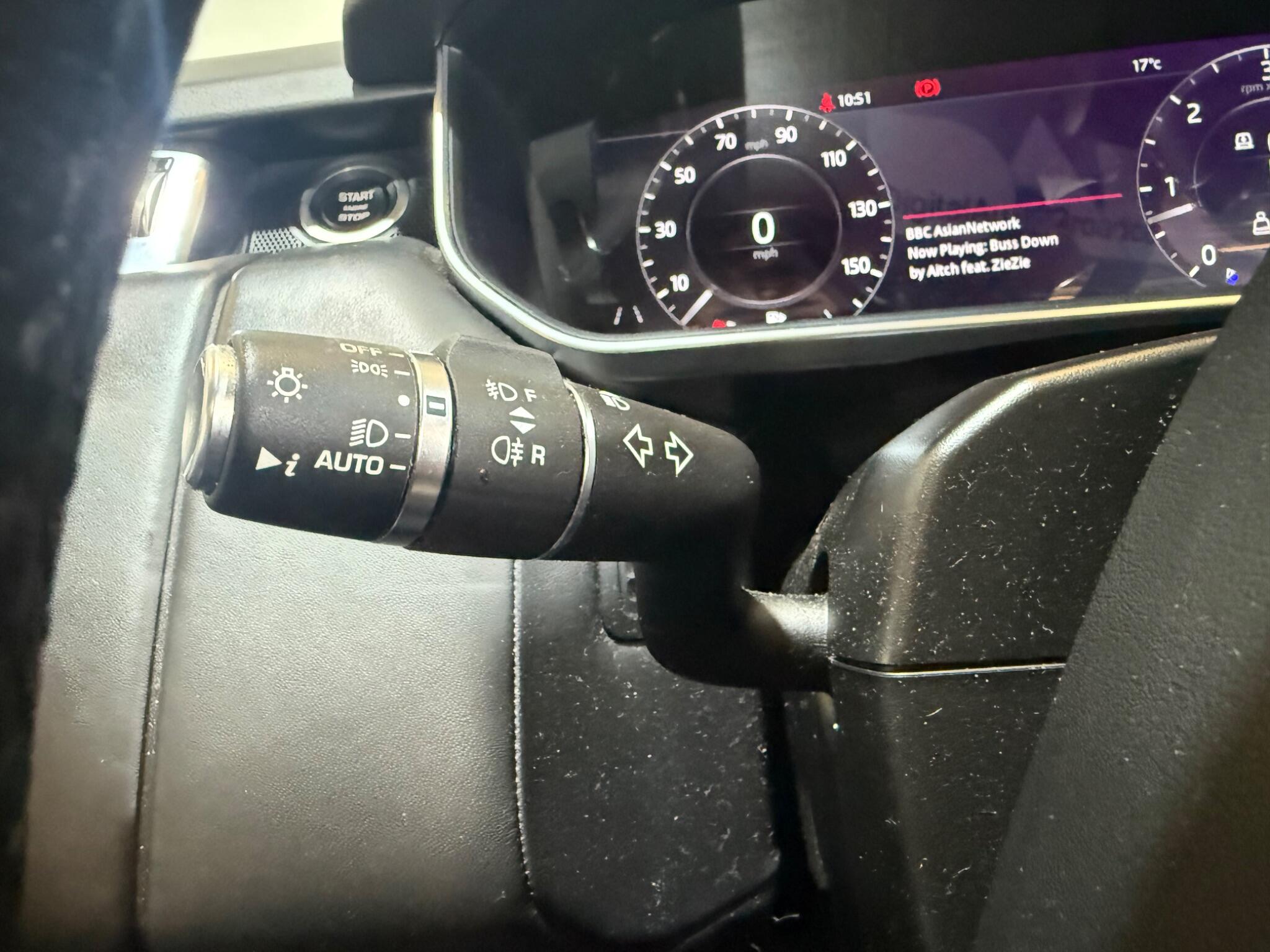 Land Rover Range Rover Sport view 34