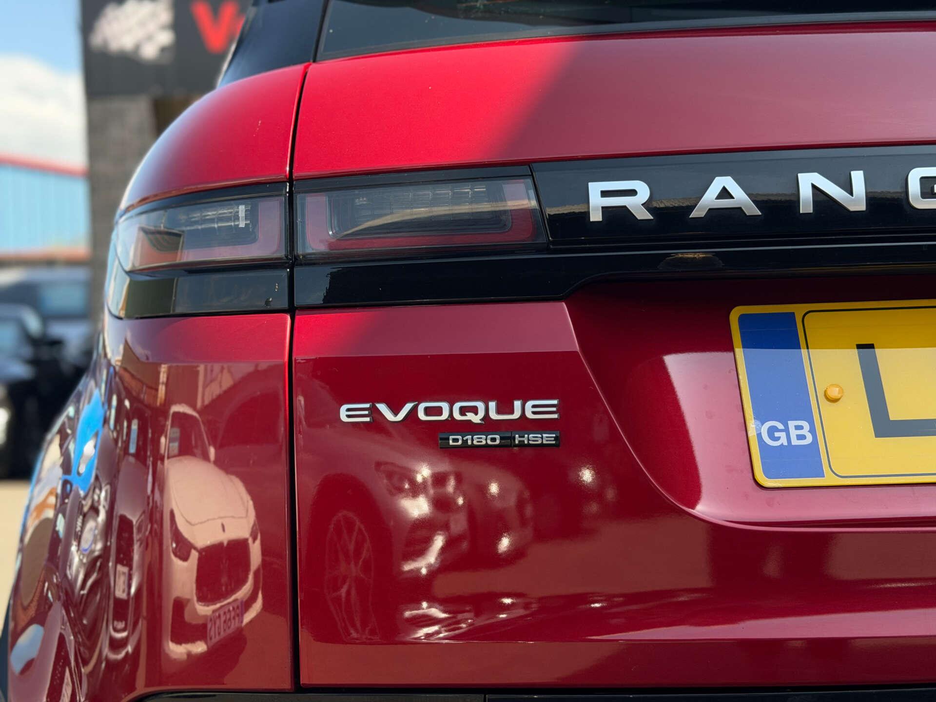 Land Rover Range Rover Evoque view 26