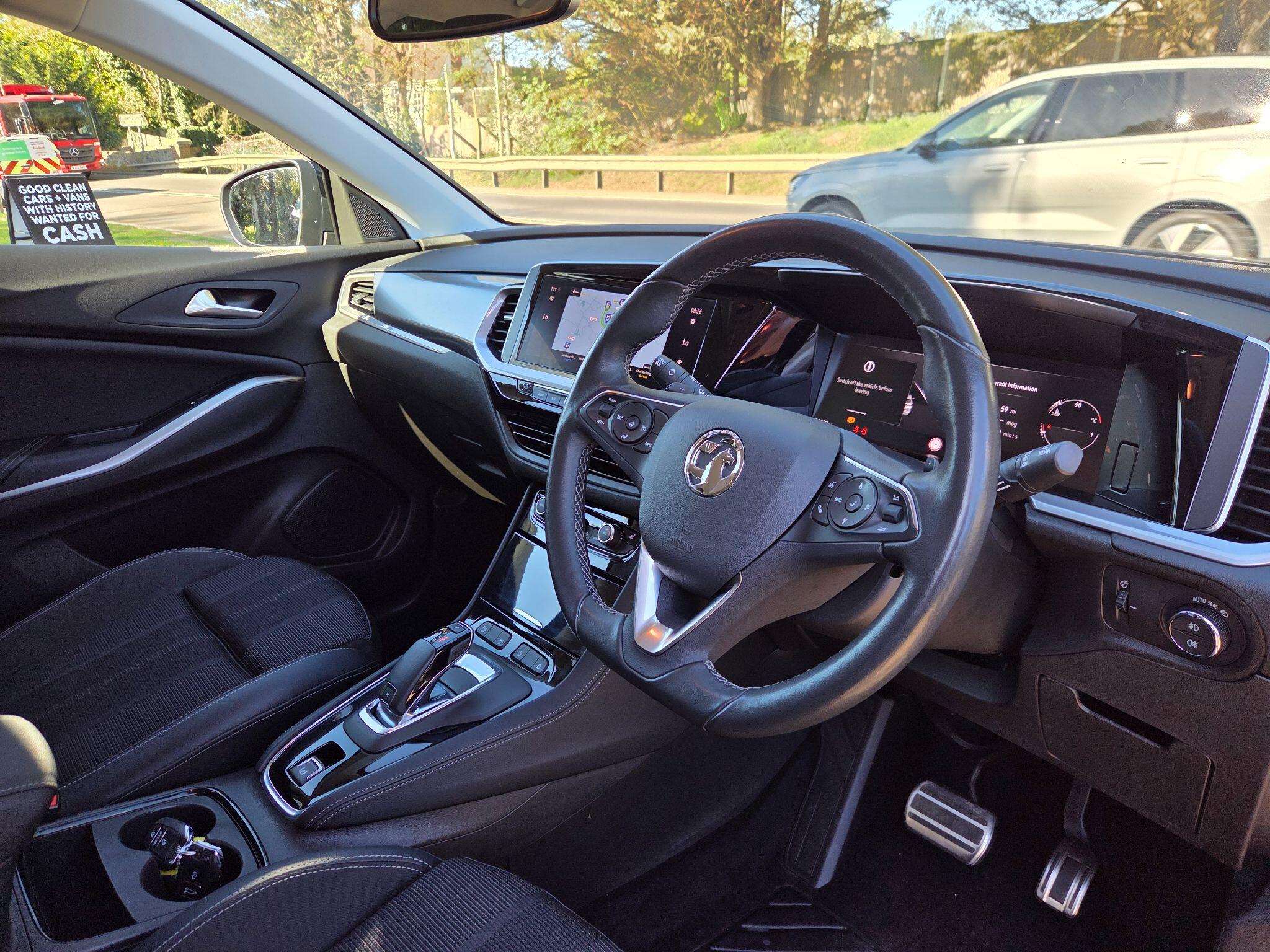 Vauxhall Grandland view 21