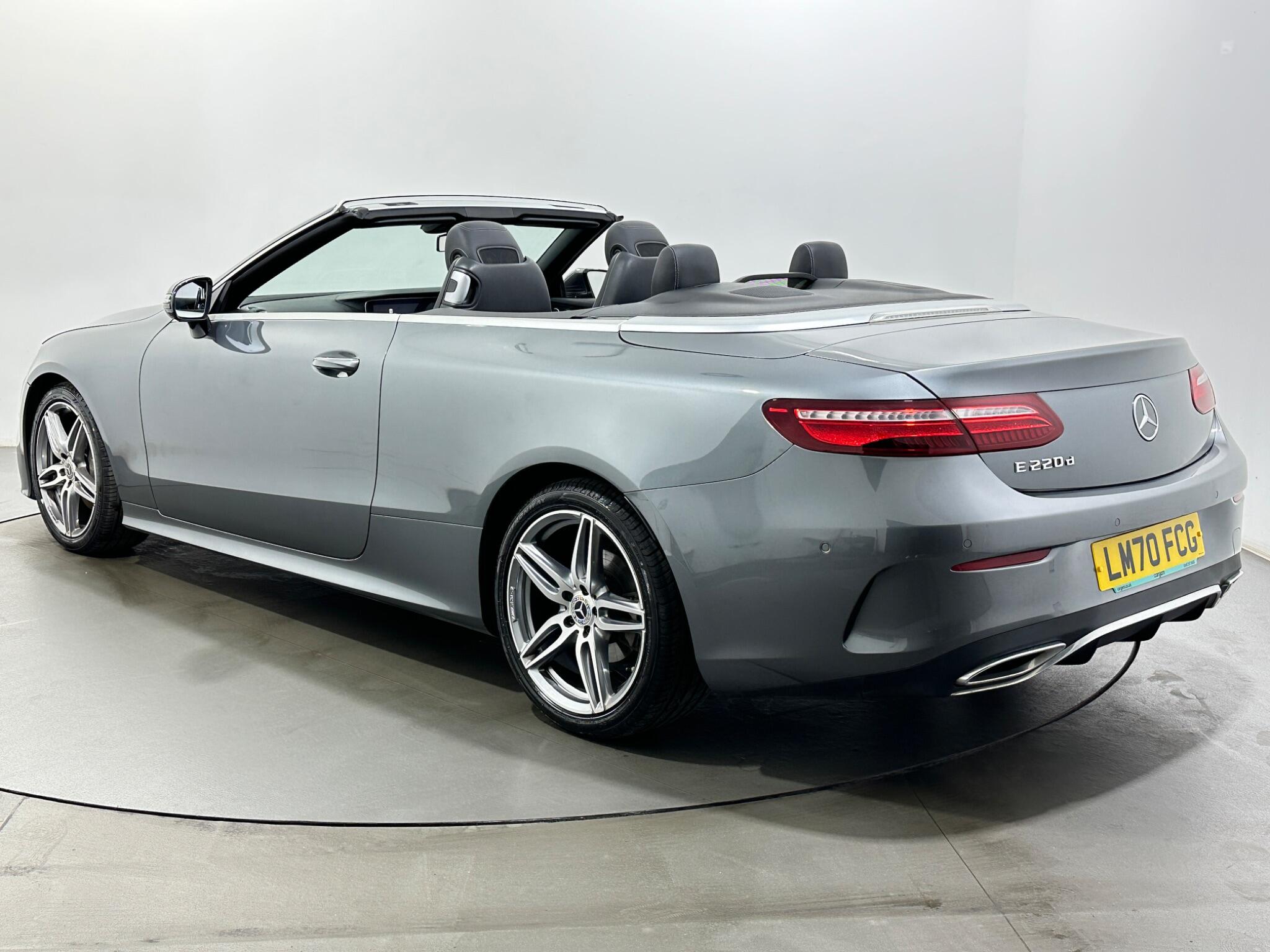 Mercedes-Benz E-Class view 6