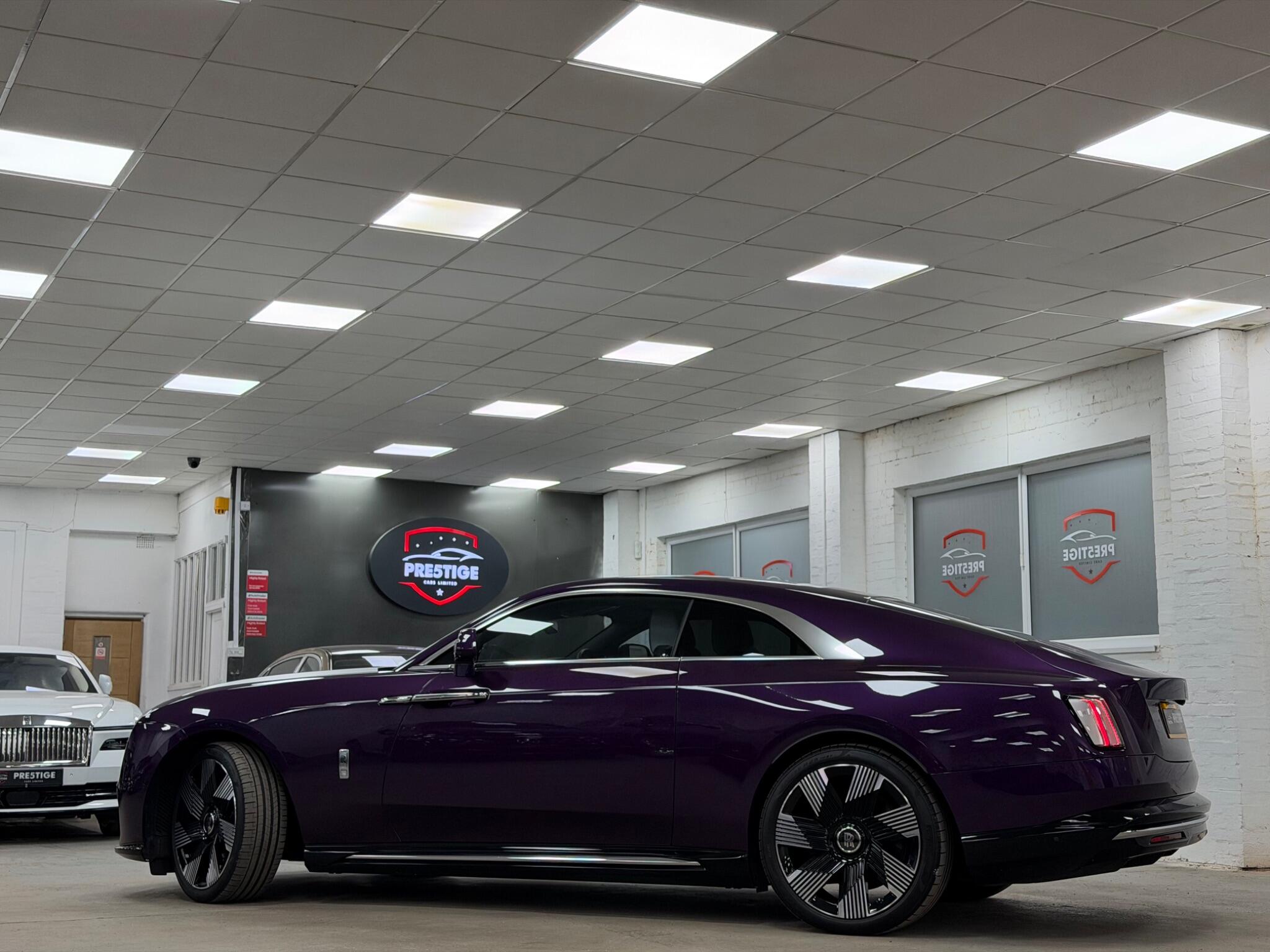 Rolls-Royce Spectre view 73