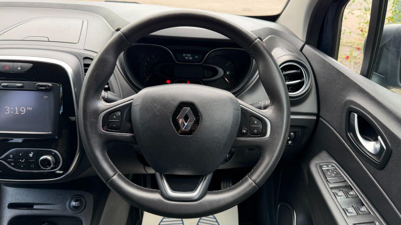 Renault Captur view 16