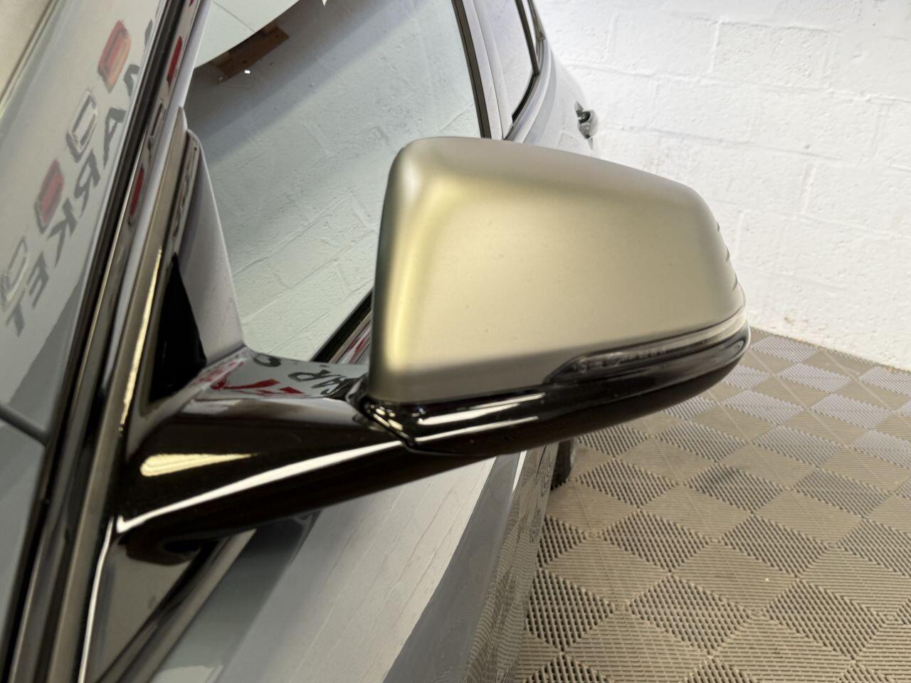 BMW 1 Series view 24