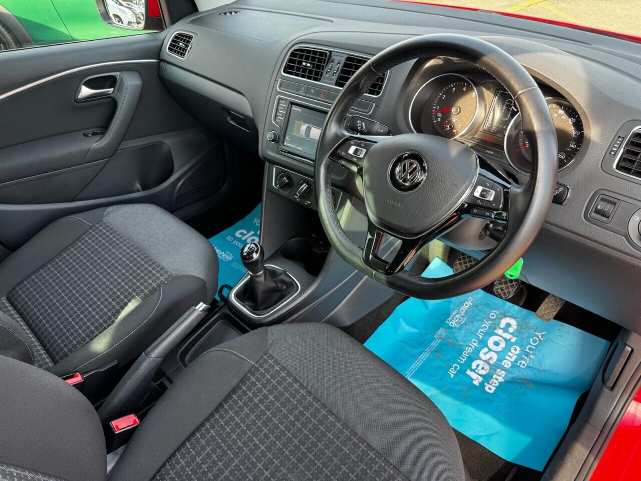 Volkswagen Polo view 29