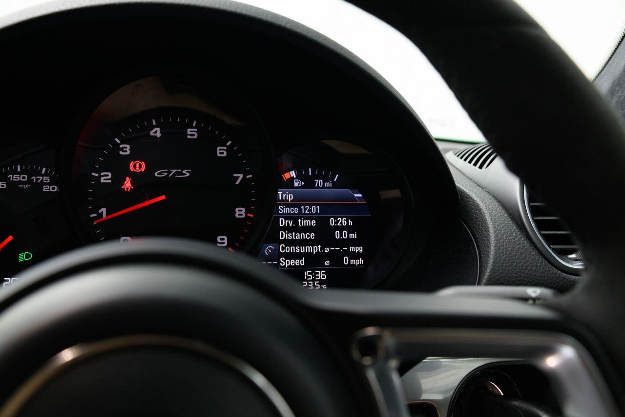 Porsche Cayman view 48