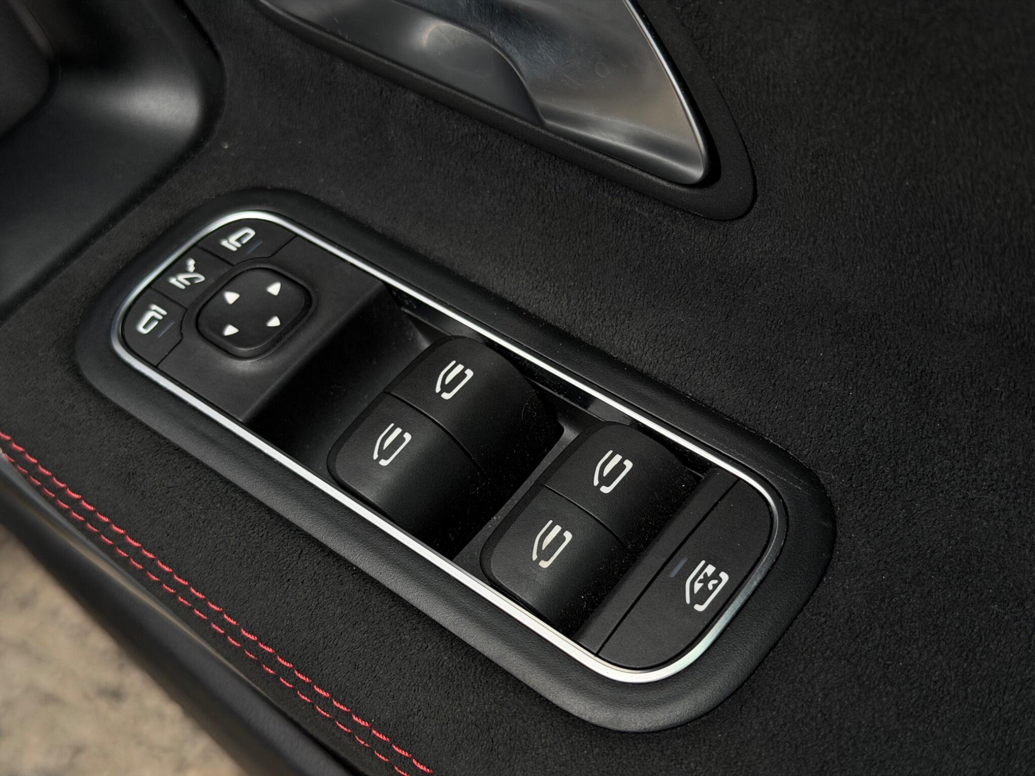 Mercedes-Benz A-Class view 22
