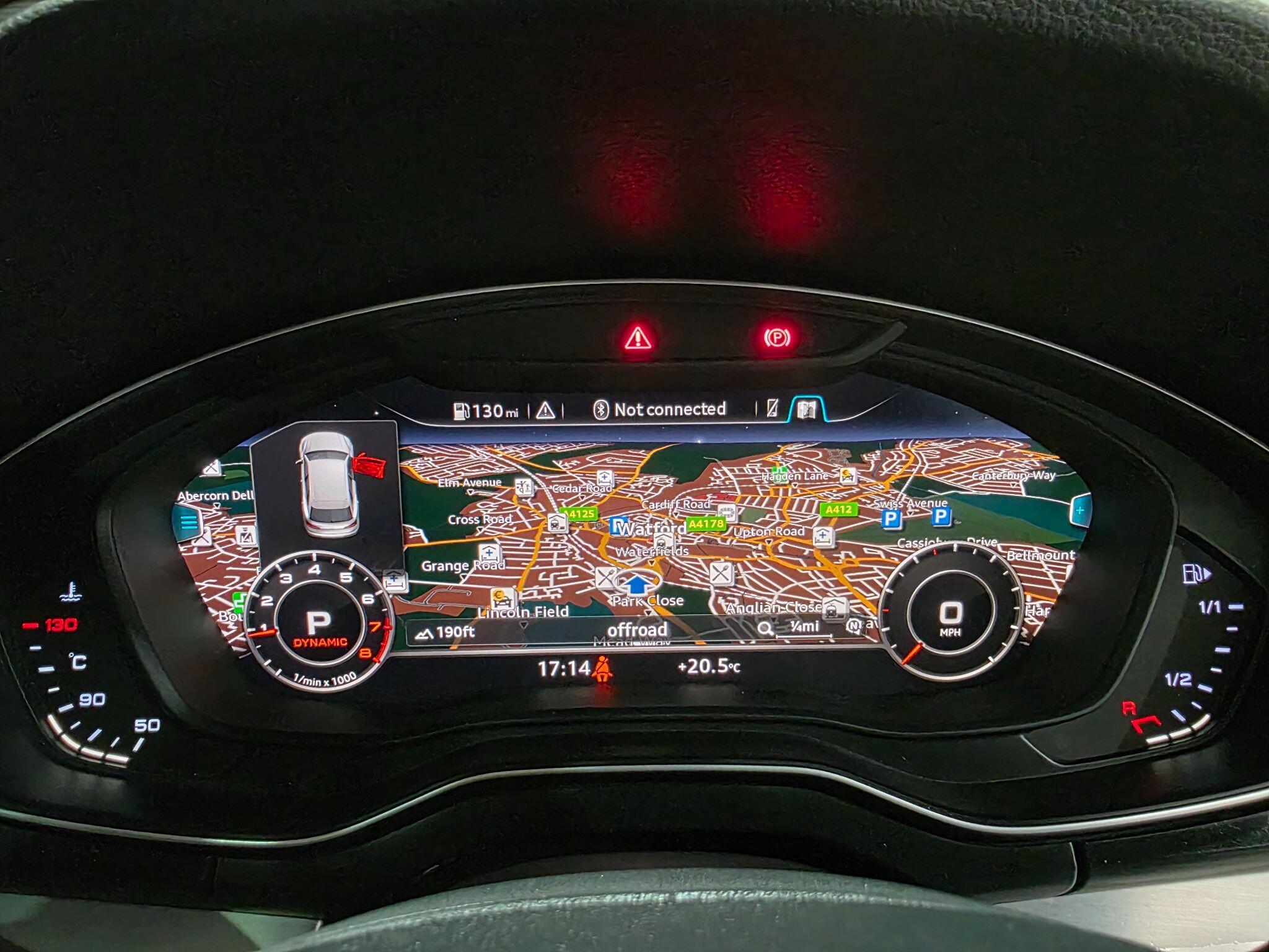 Audi Q5 view 15