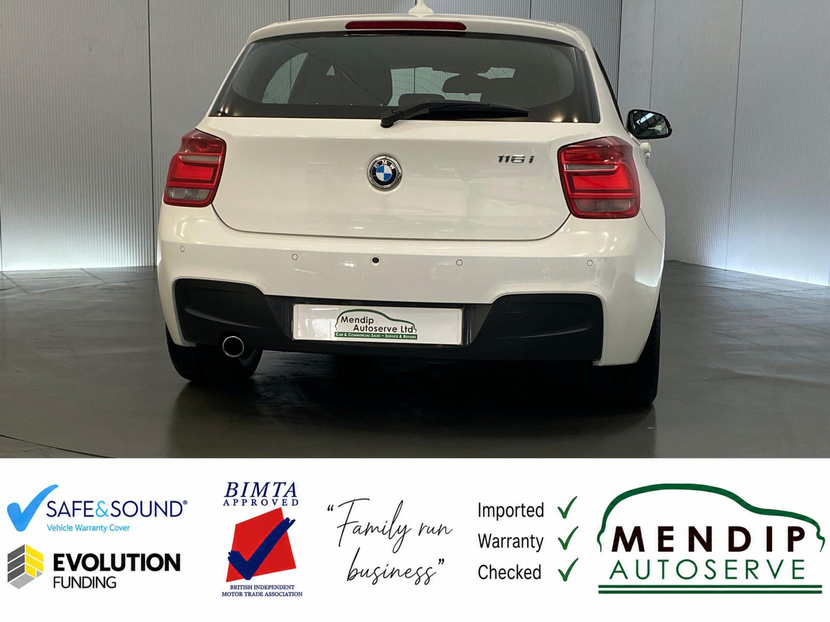 BMW 1 Series view 15