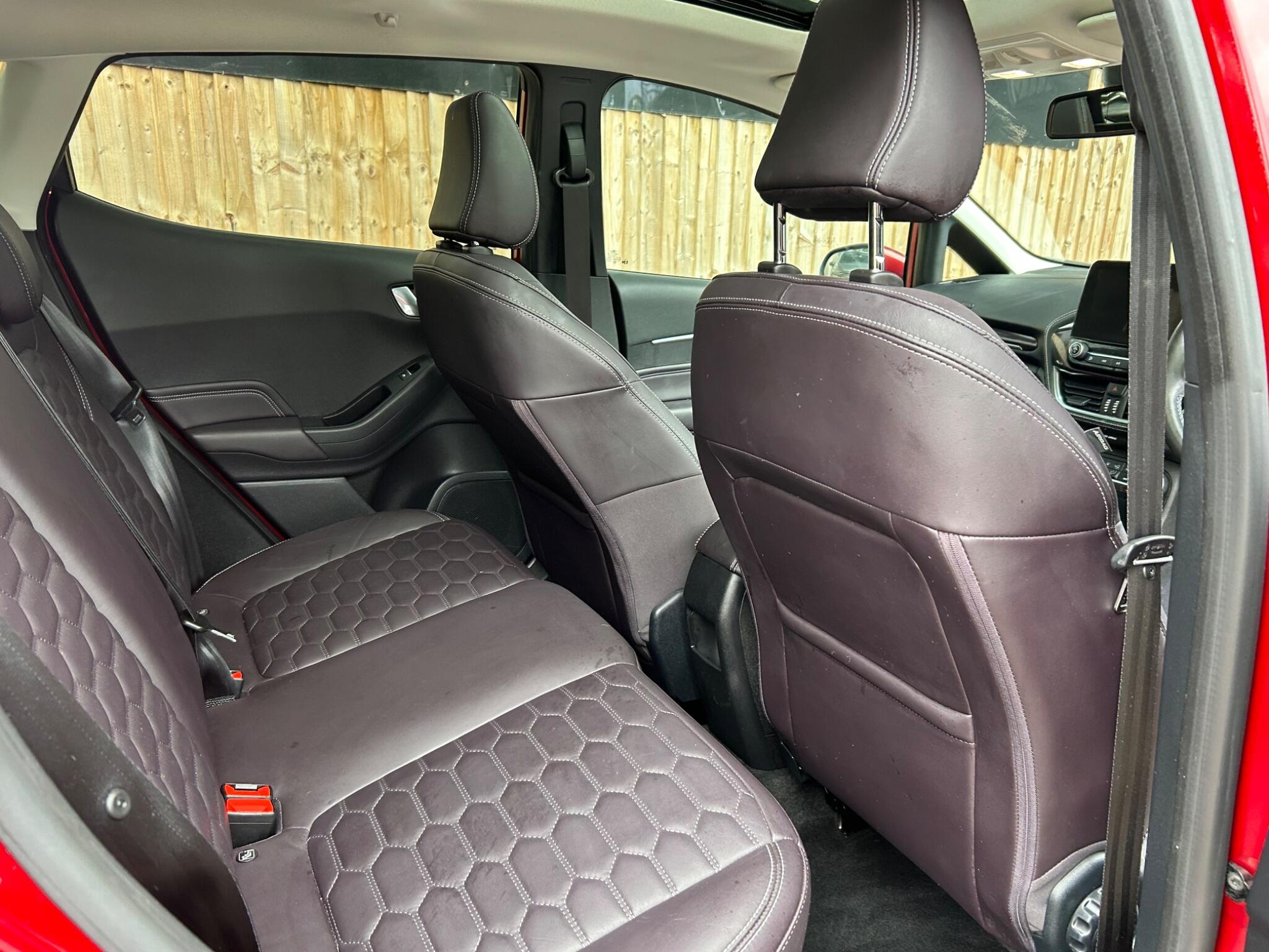 Ford Fiesta view 38