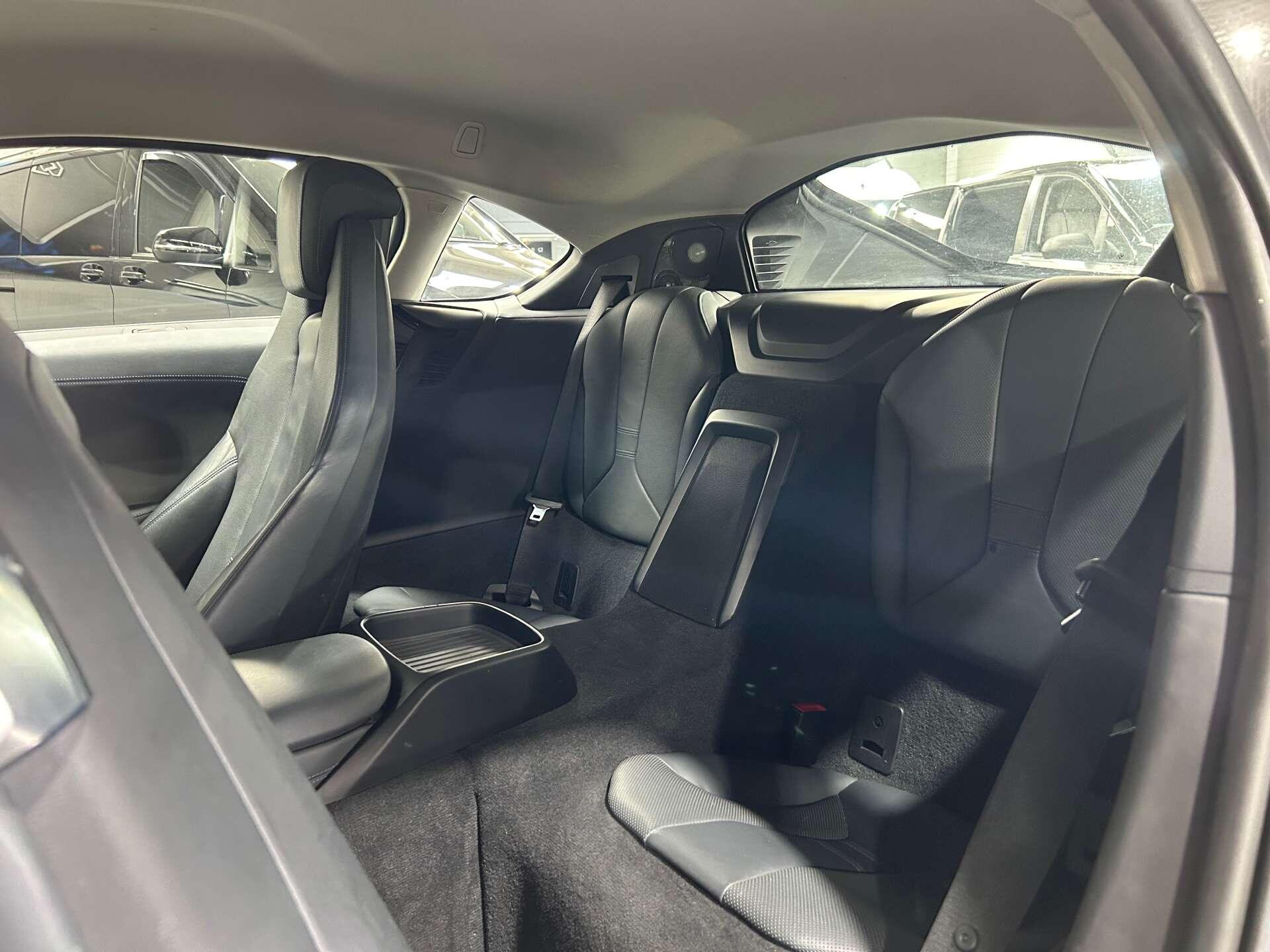 BMW I8 view 40