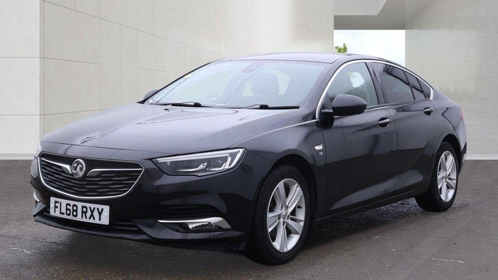 Vauxhall Insignia view 4
