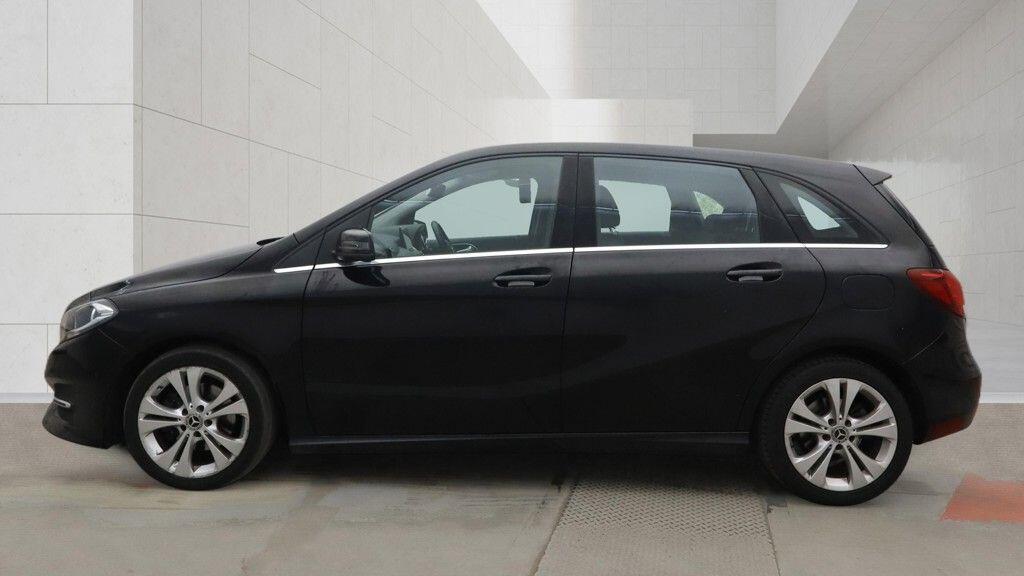 Mercedes-Benz B-Class view 9