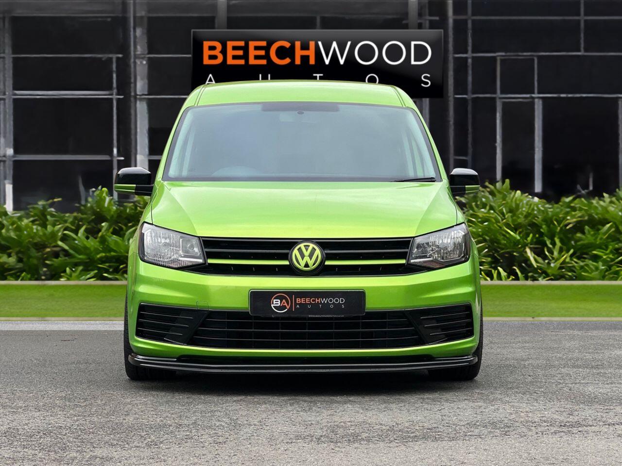 Volkswagen Caddy Maxi view 3