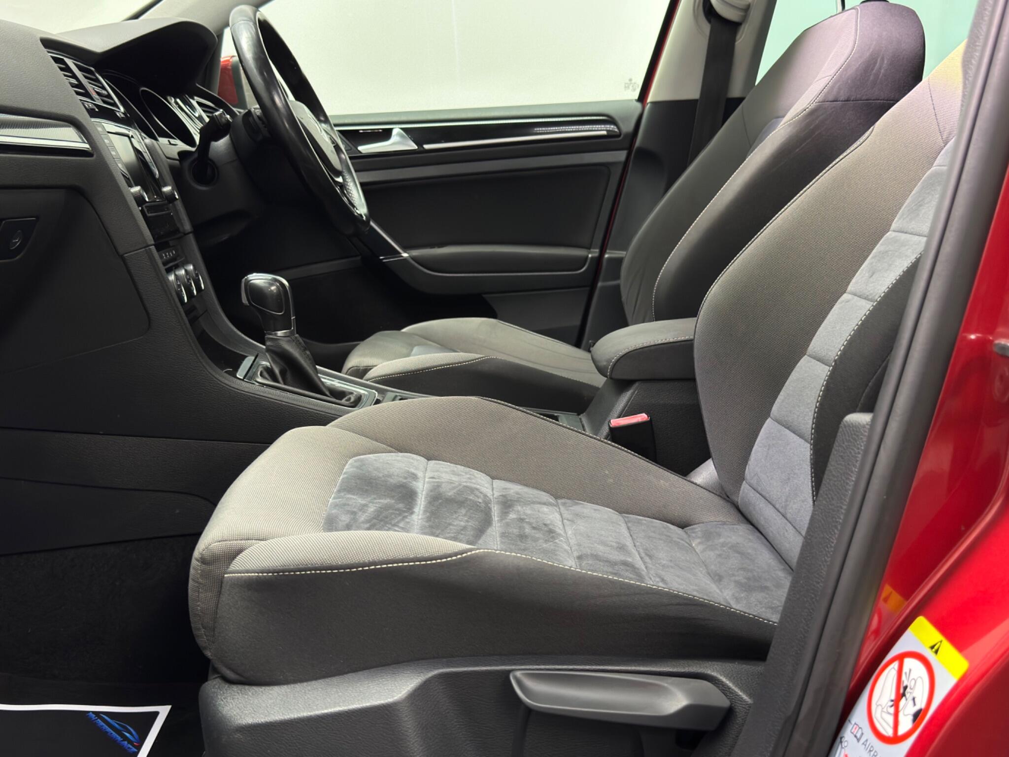 Volkswagen Golf view 46