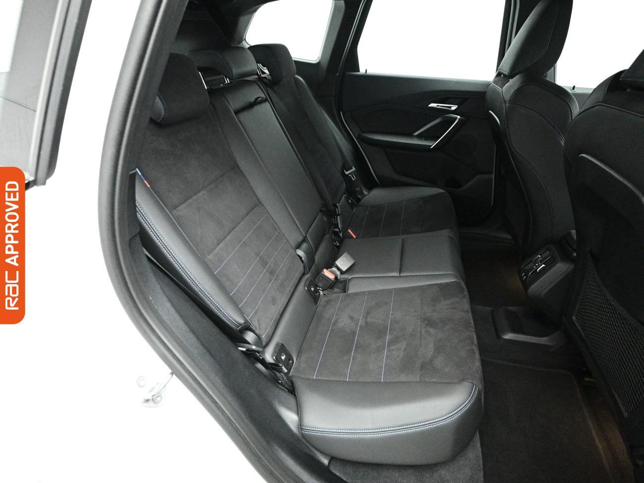 BMW Ix1 view 14
