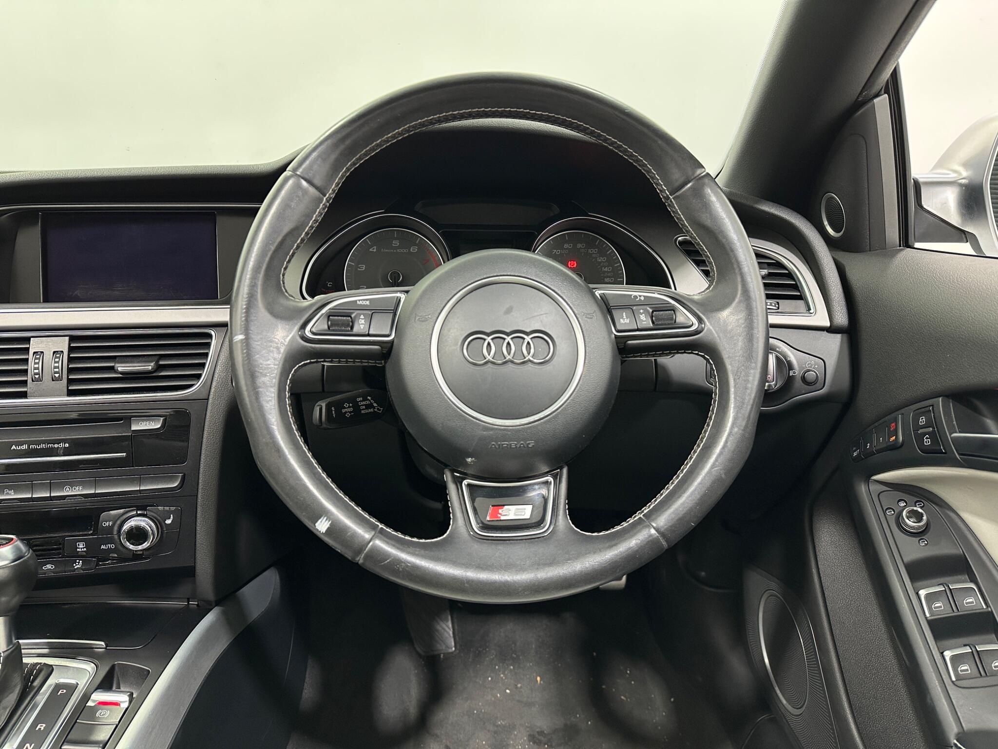 Audi S5 view 13