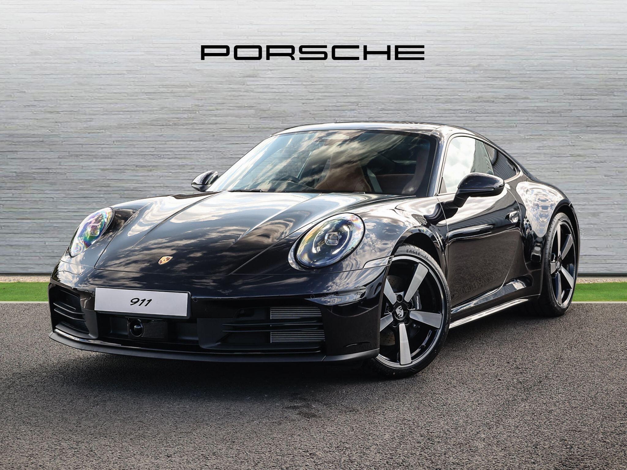Porsche 911 view 3