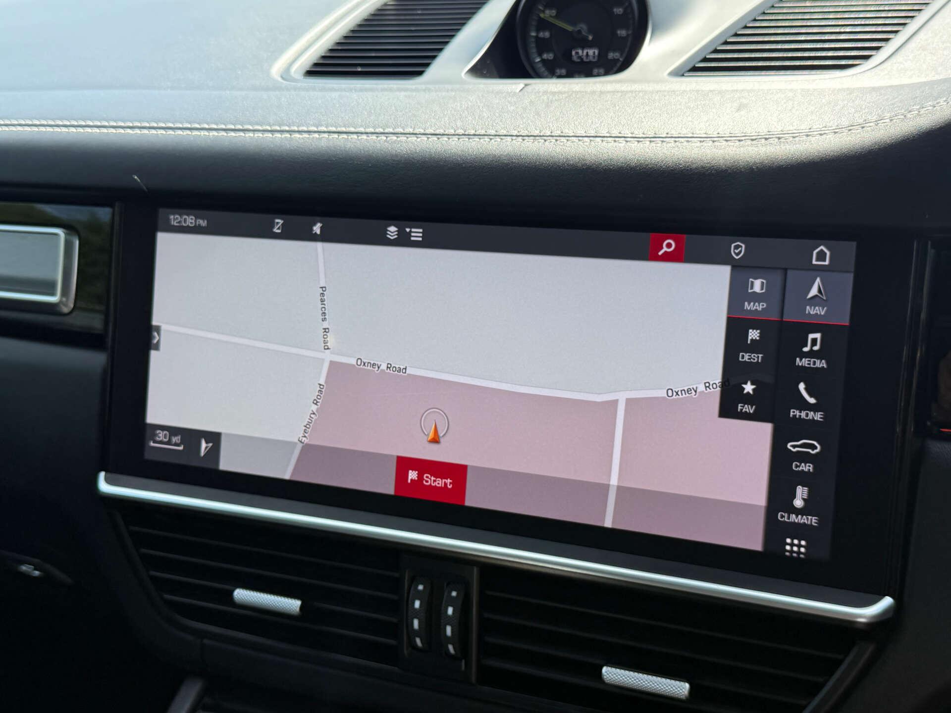 Porsche Cayenne view 46