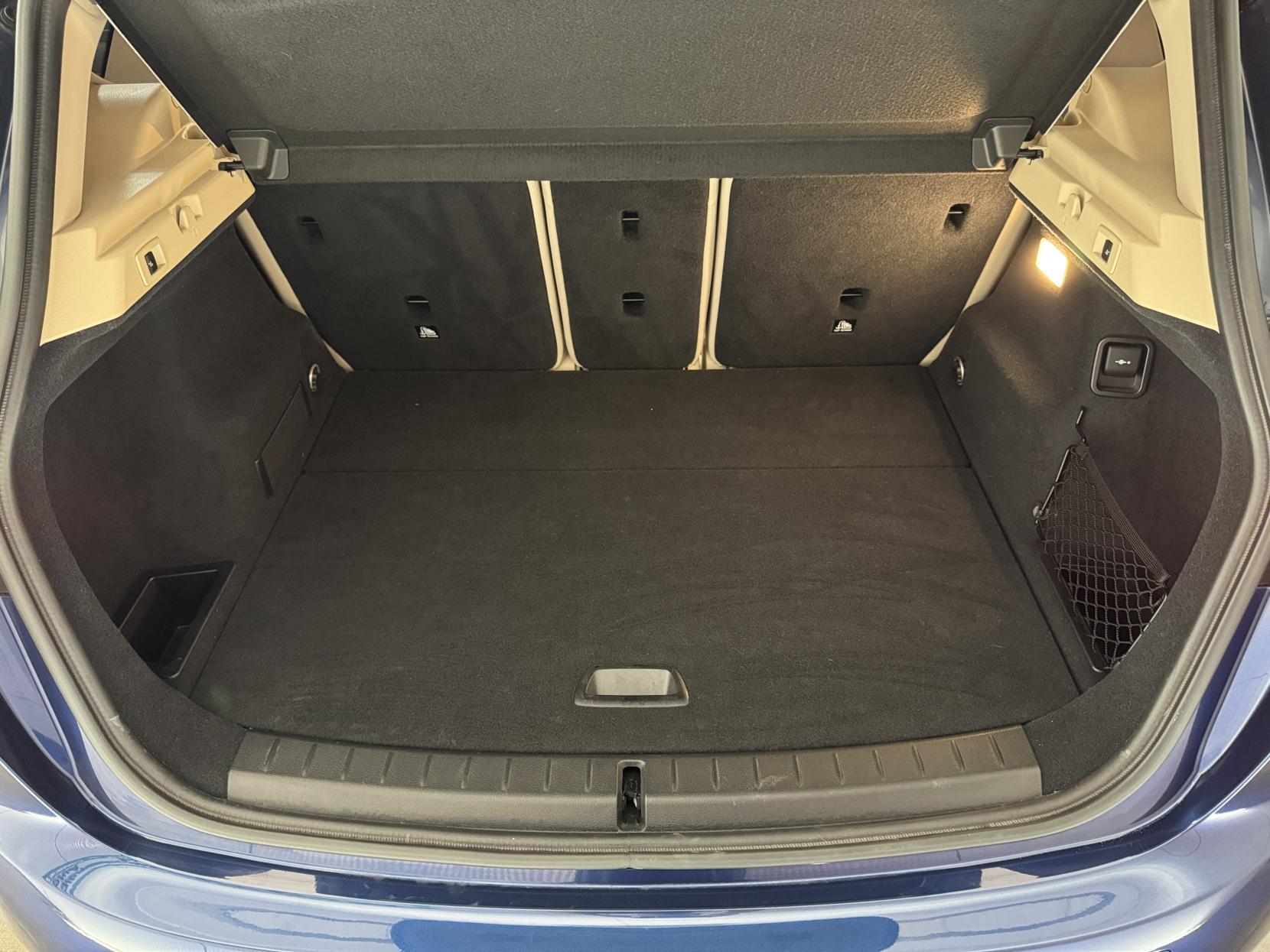 BMW 2 Series Active Tourer view 68