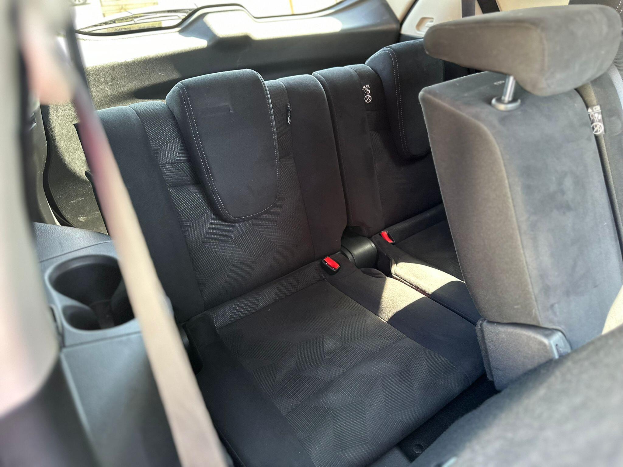 Nissan X-Trail view 24