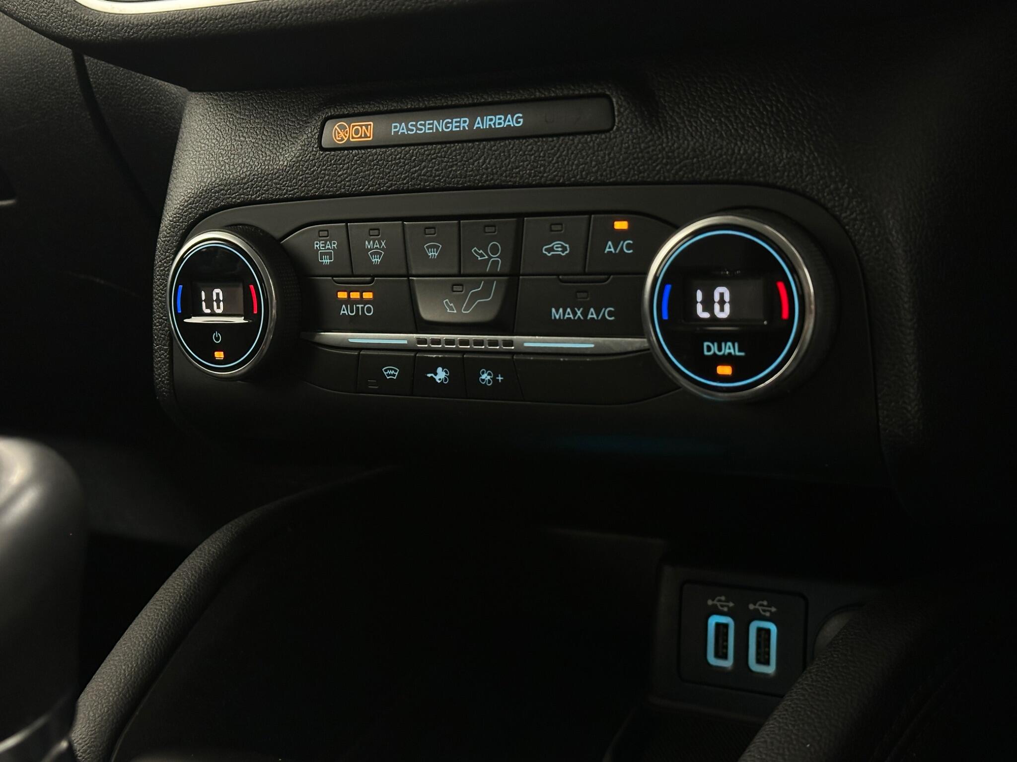 Ford Kuga view 21