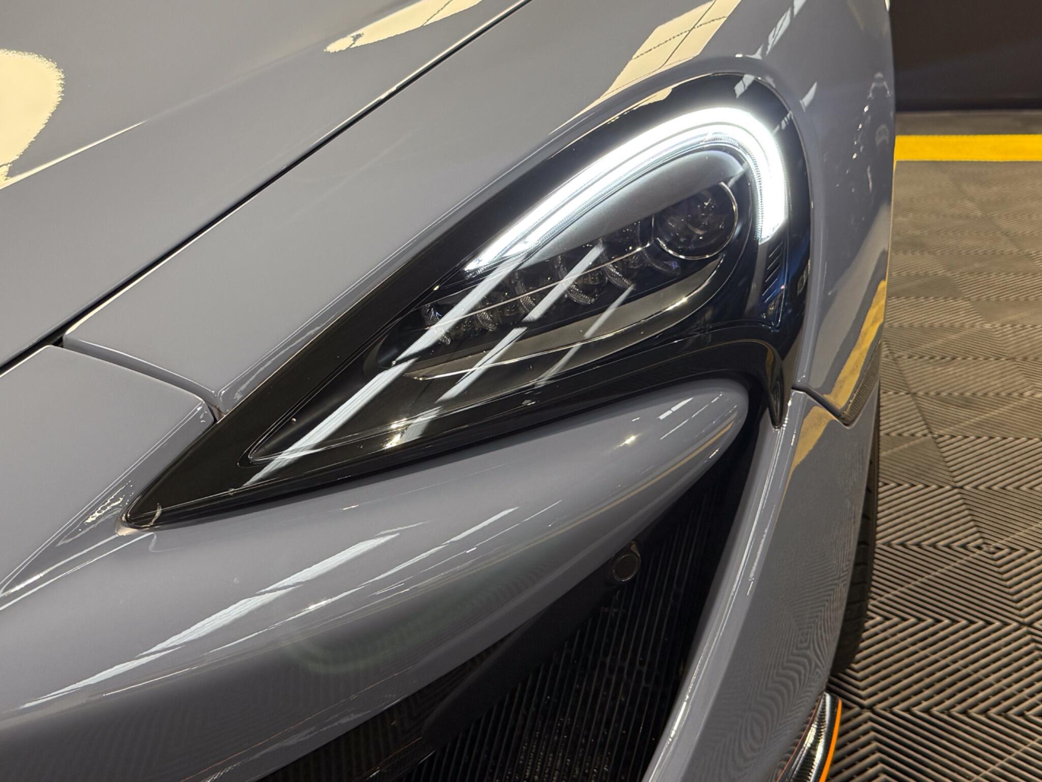 Mclaren 570s view 12