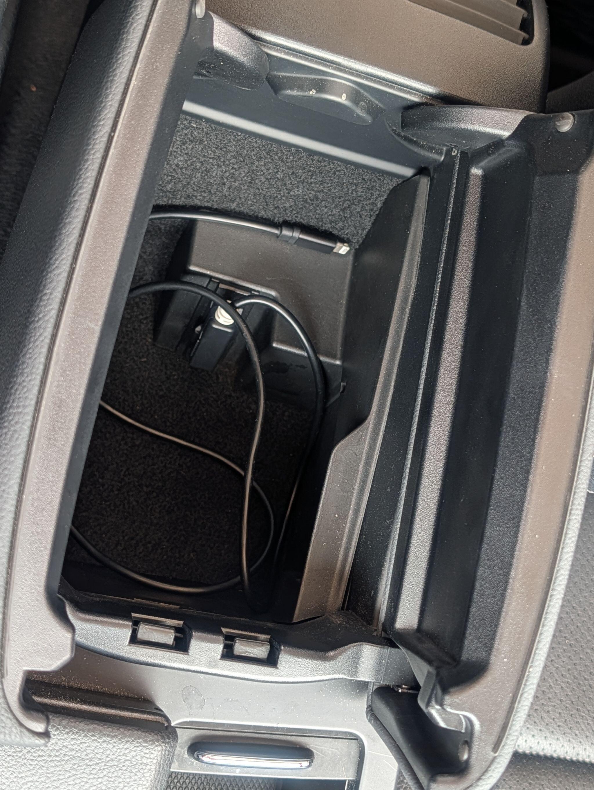 Mercedes-Benz E-Class view 61