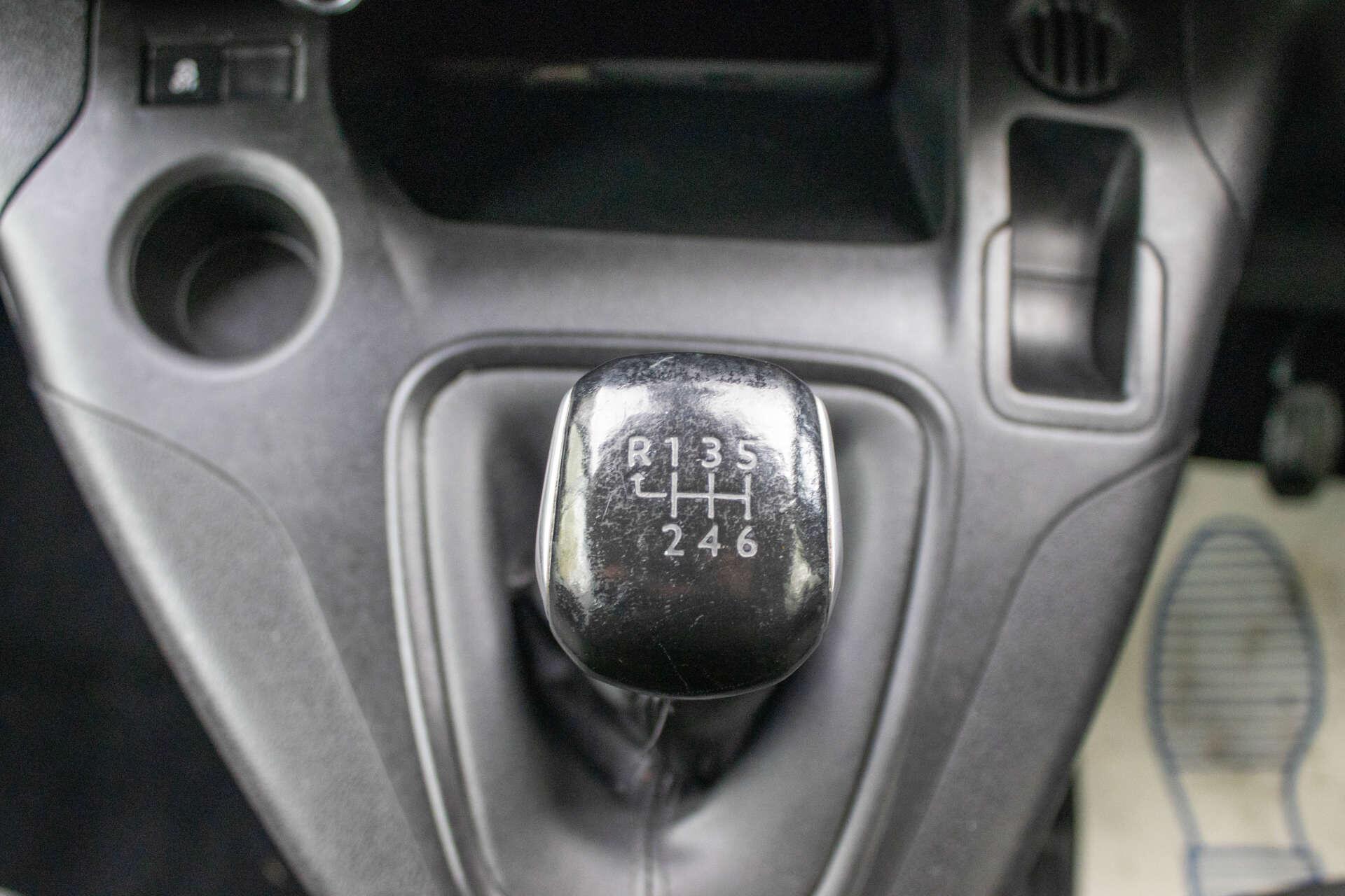 Vauxhall Combo Life view 26
