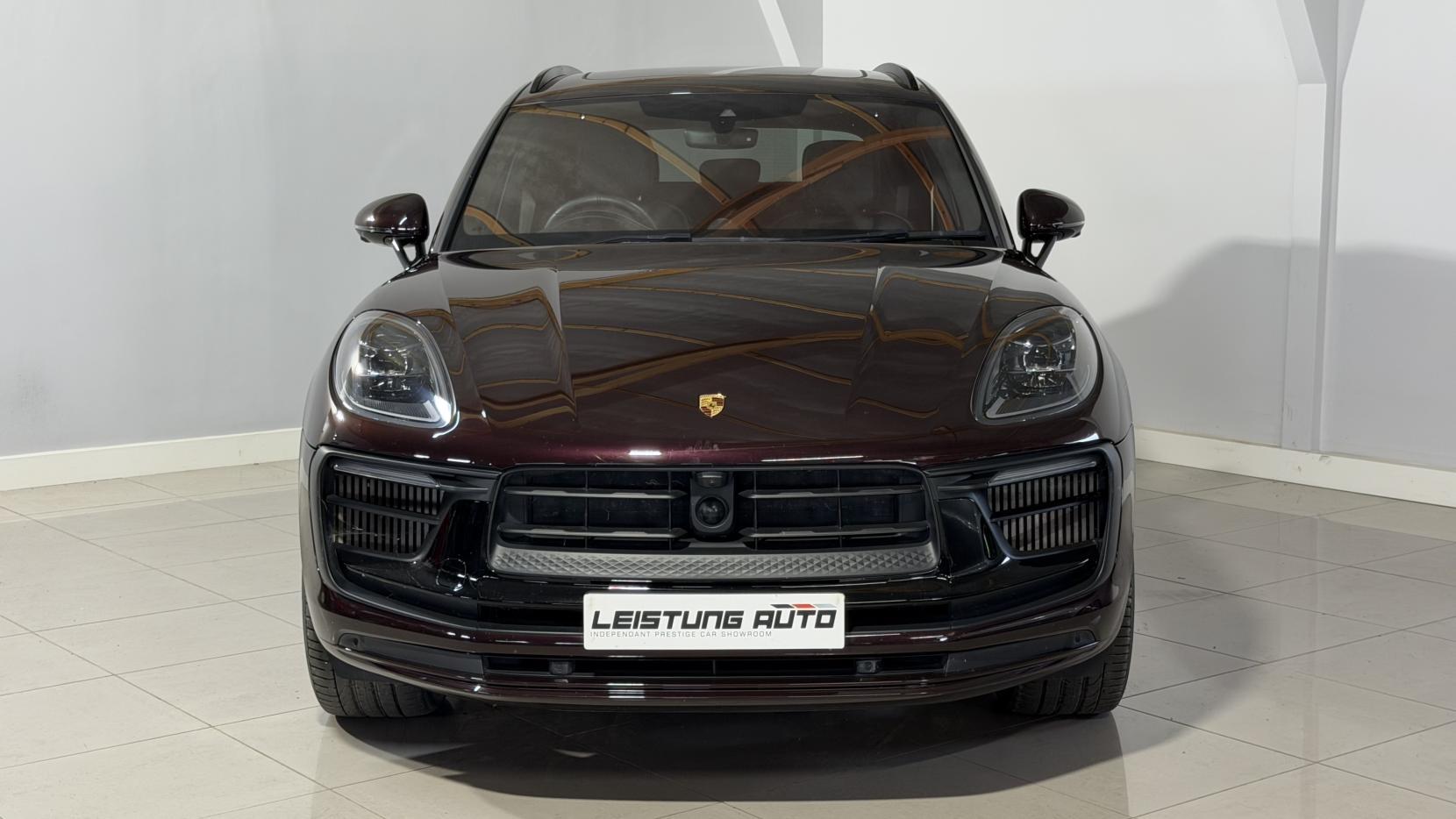 Porsche Macan view 2