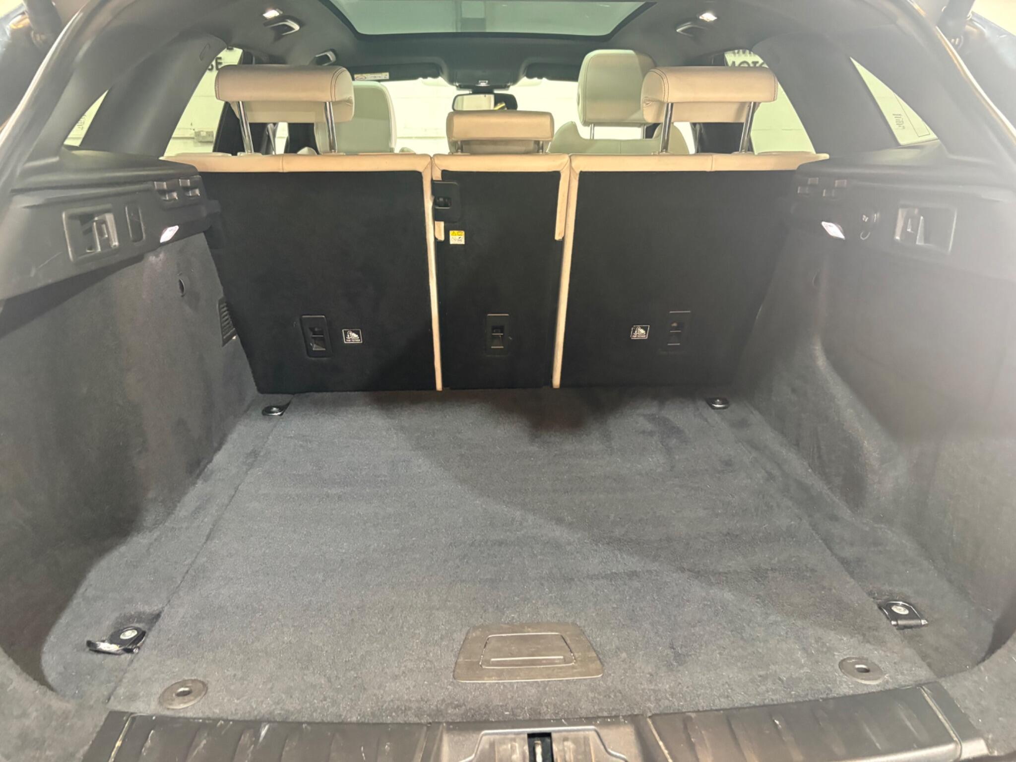 Jaguar F-Pace view 57