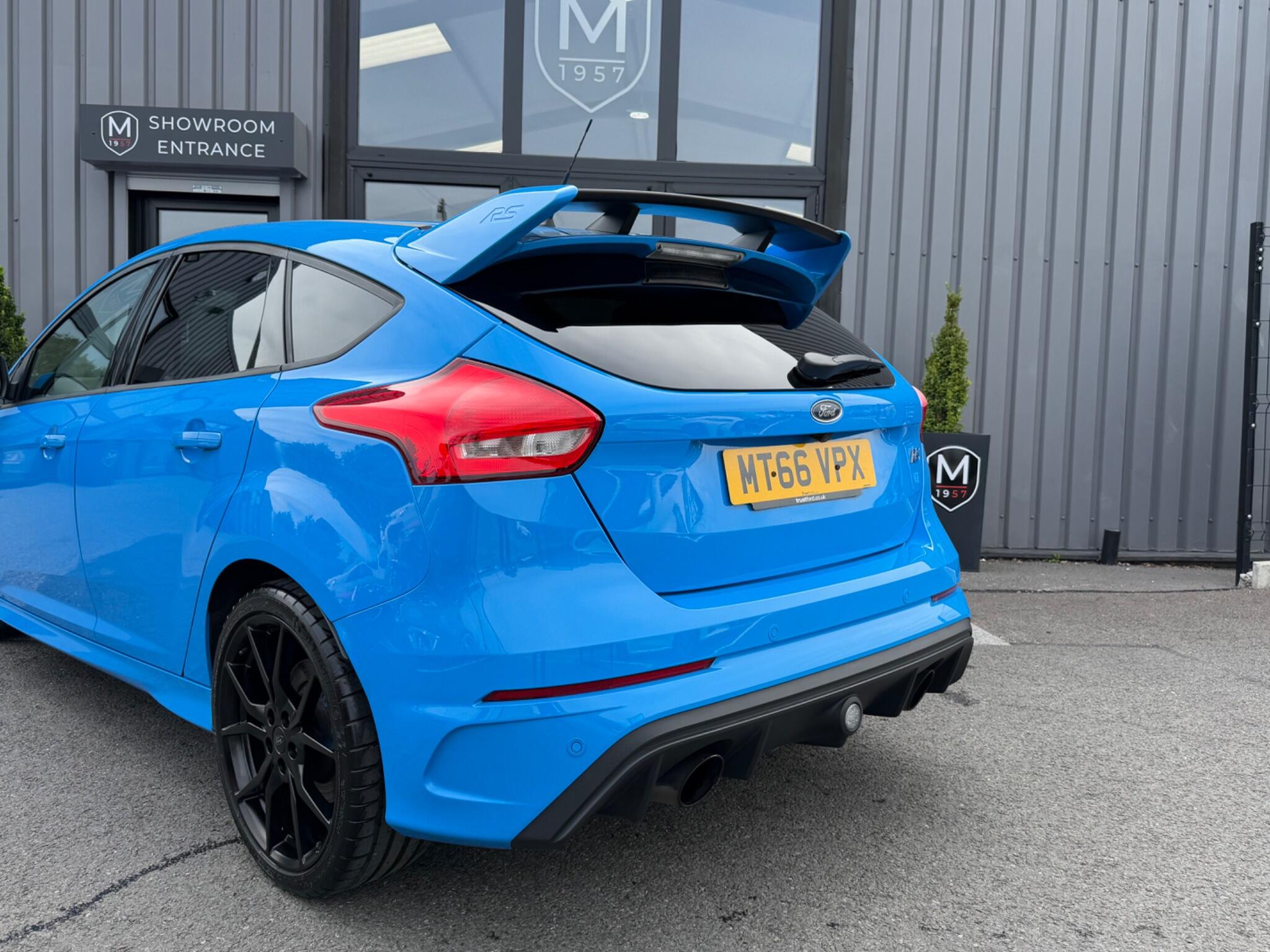 Ford Focus view 8