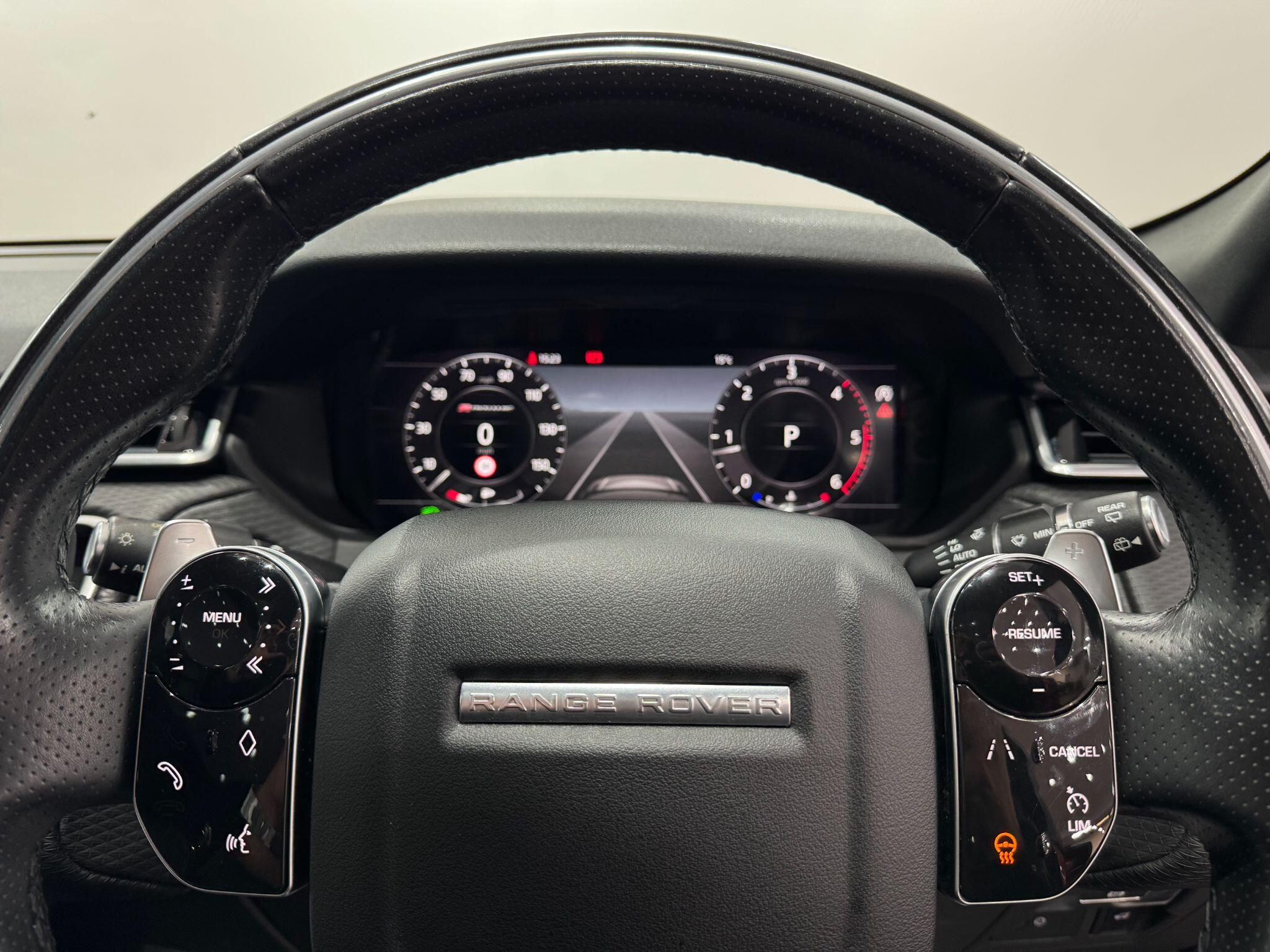 Land Rover Range Rover Velar view 41
