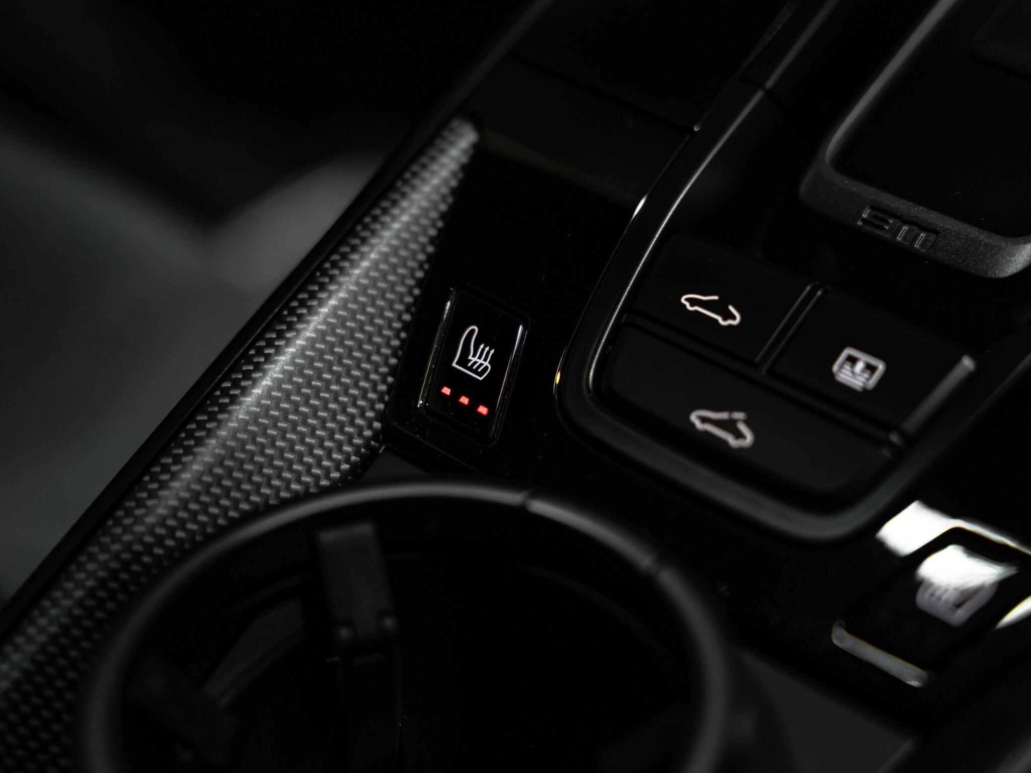 Porsche 911 view 4