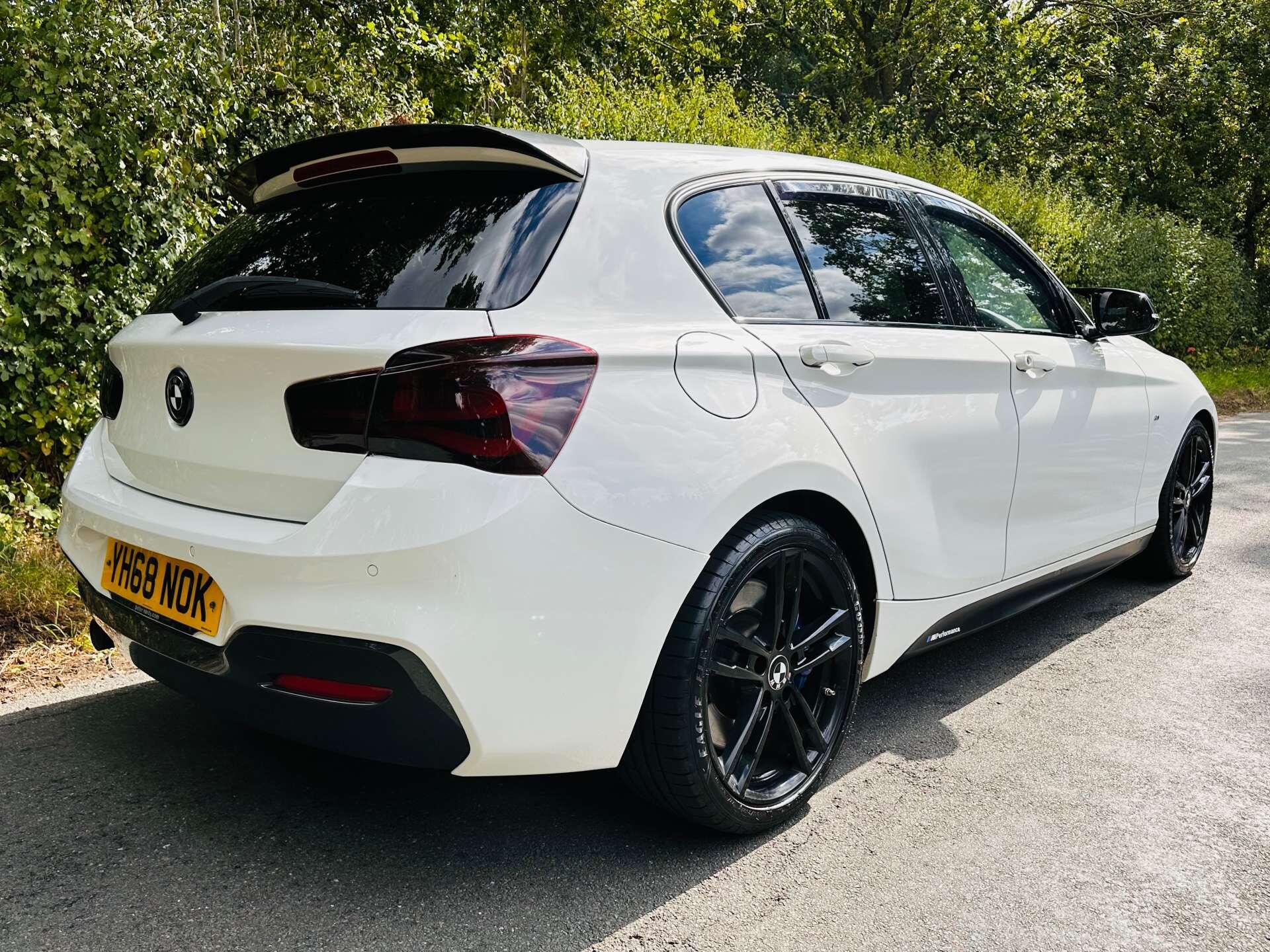 BMW 1 Series view 38