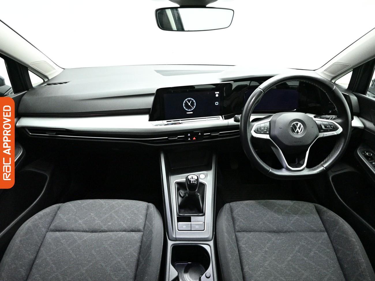 Volkswagen Golf view 2