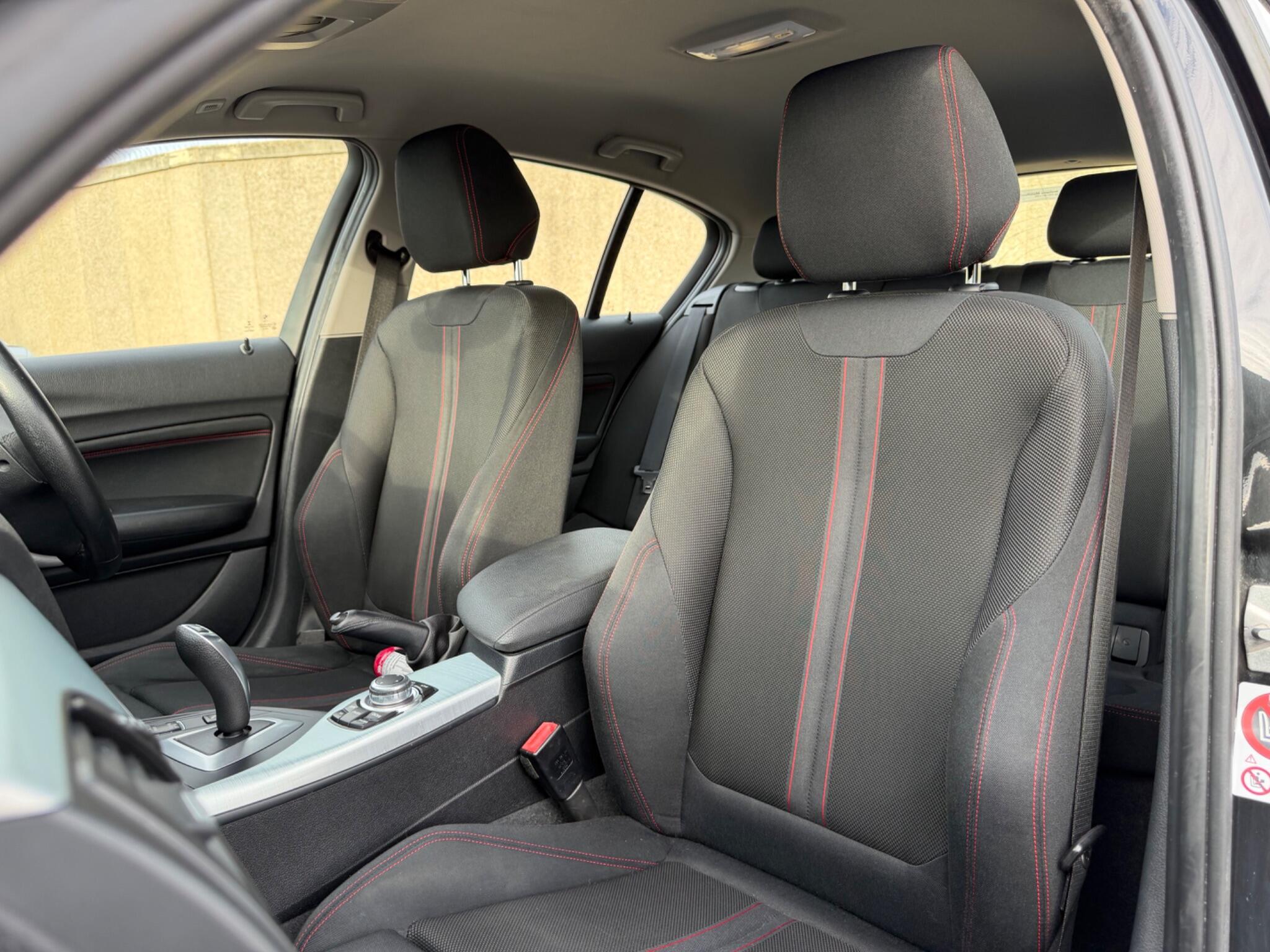 BMW 1 Series view 33