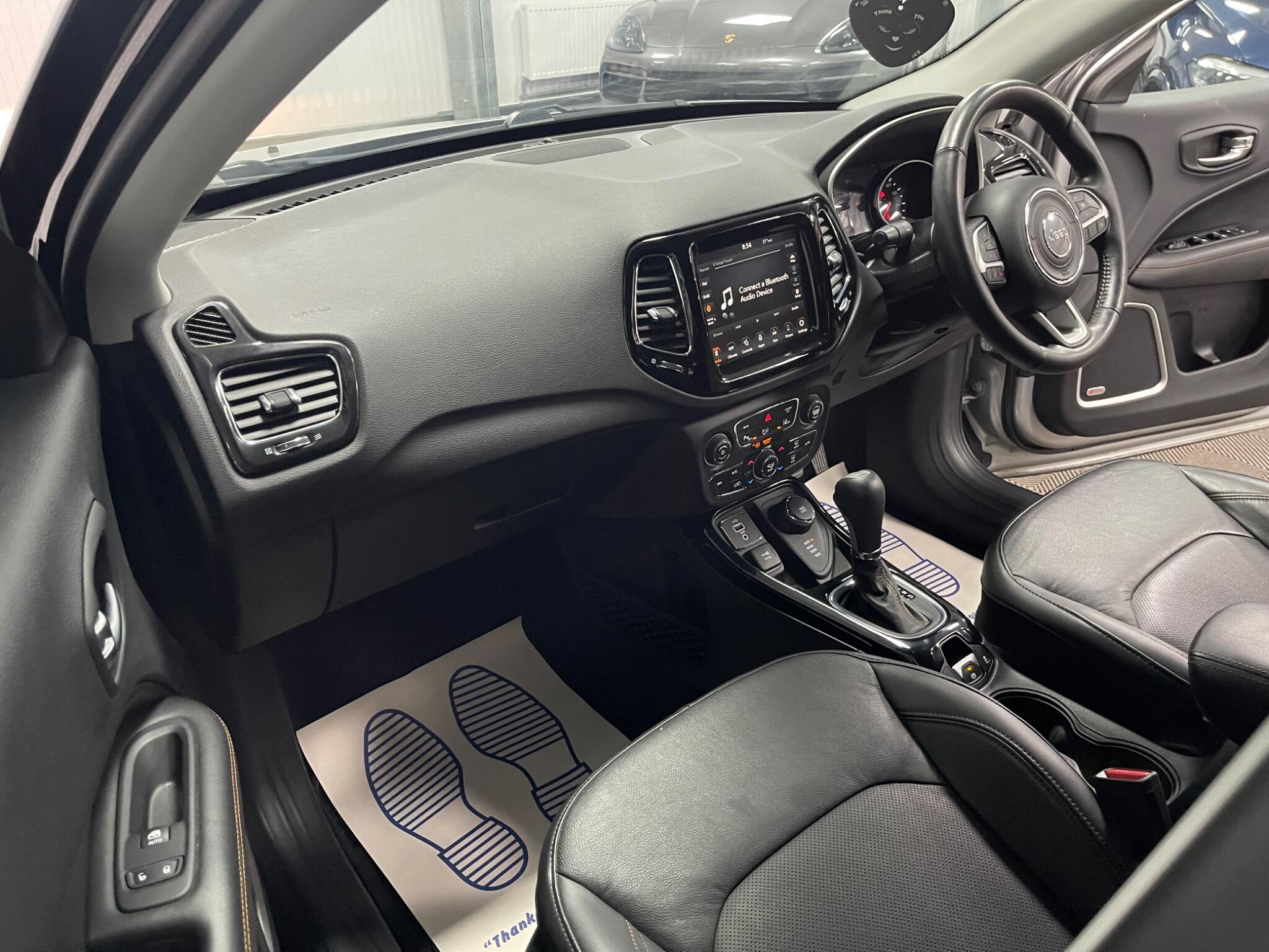 Jeep Compass view 30