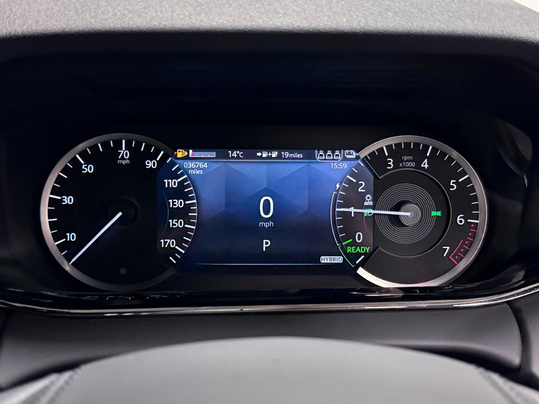 Land Rover Range Rover Evoque view 17