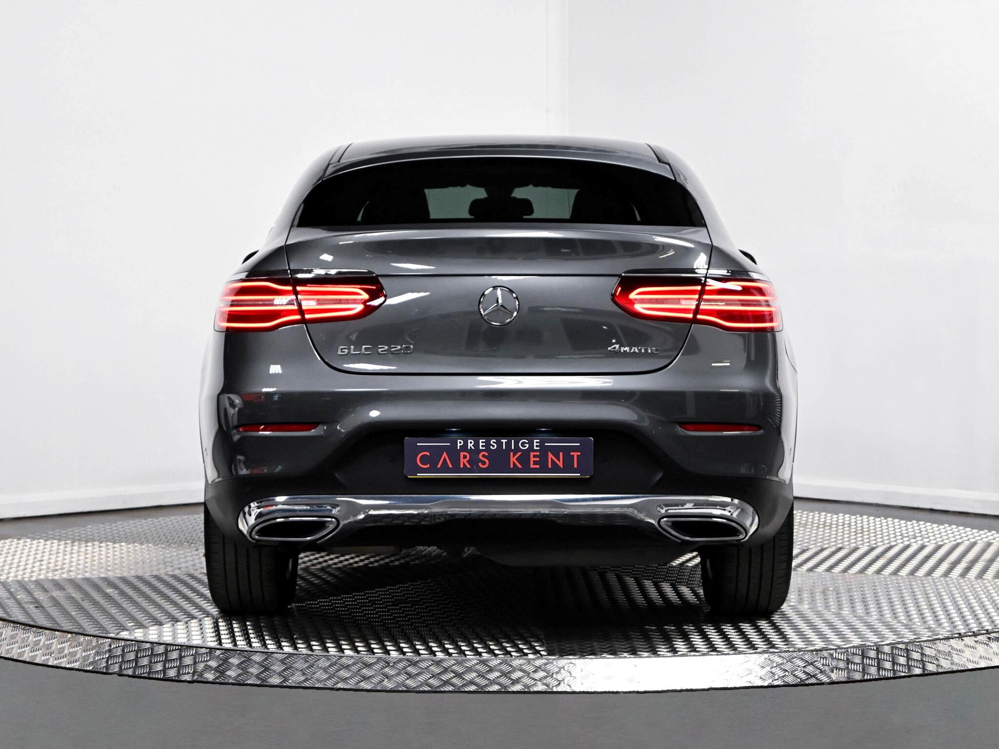 Mercedes-Benz GLC view 23