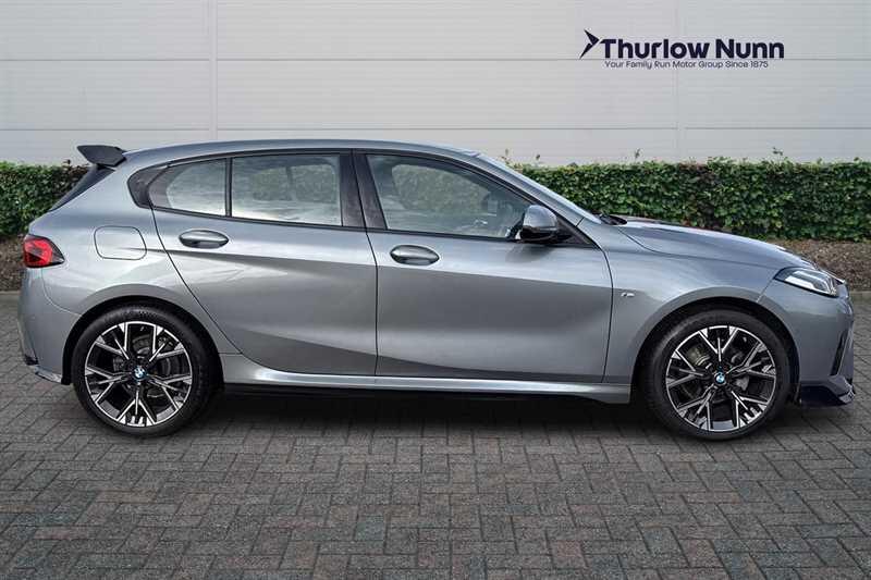 BMW 1 Series view 2