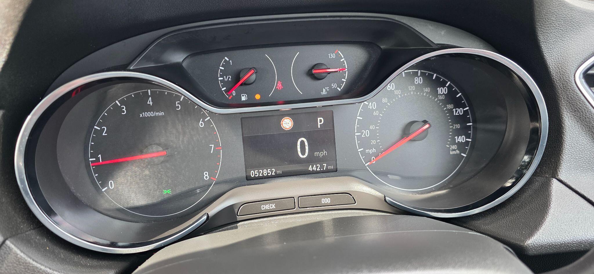 Vauxhall Grandland X view 5