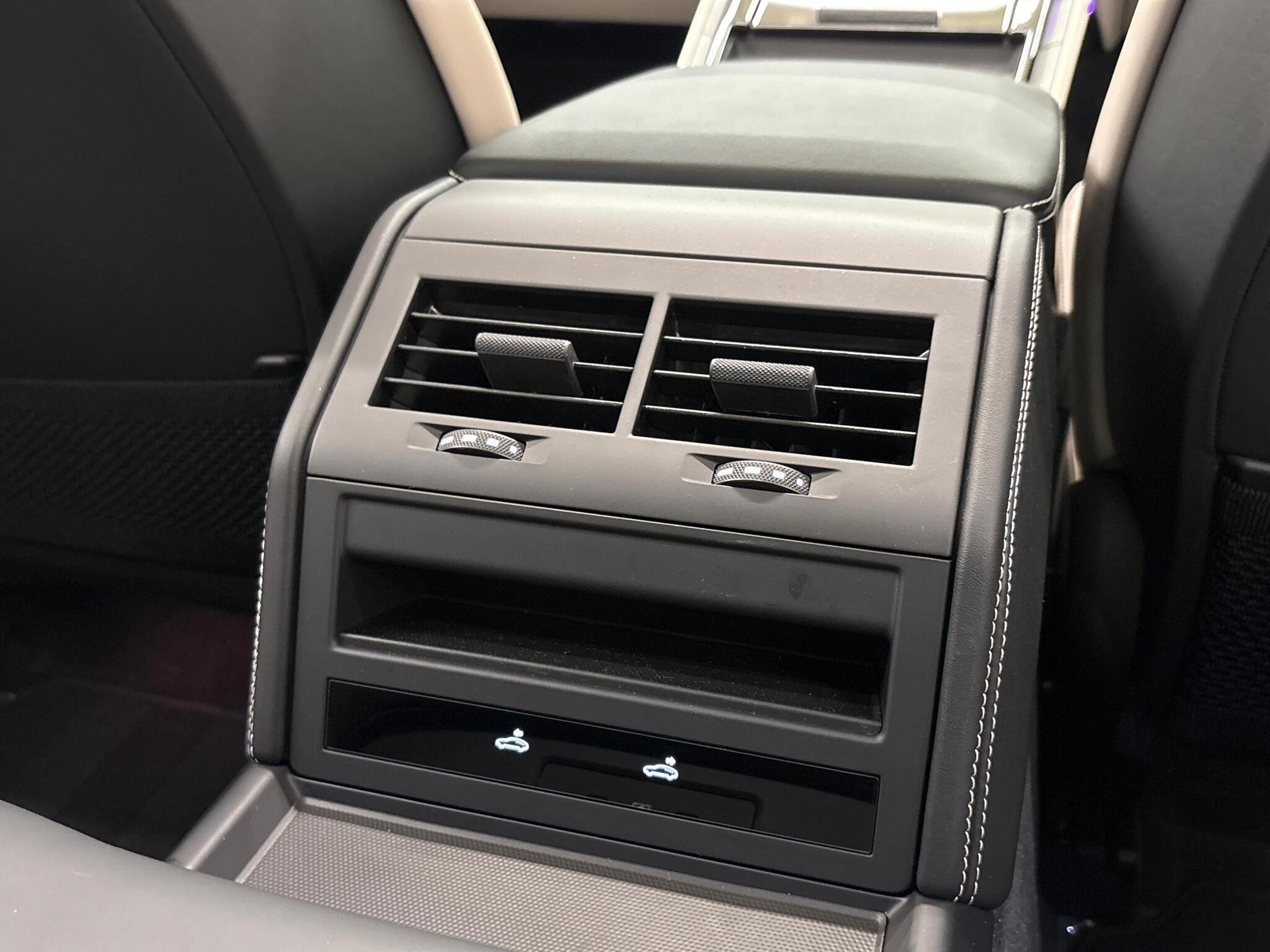 Porsche Panamera view 47