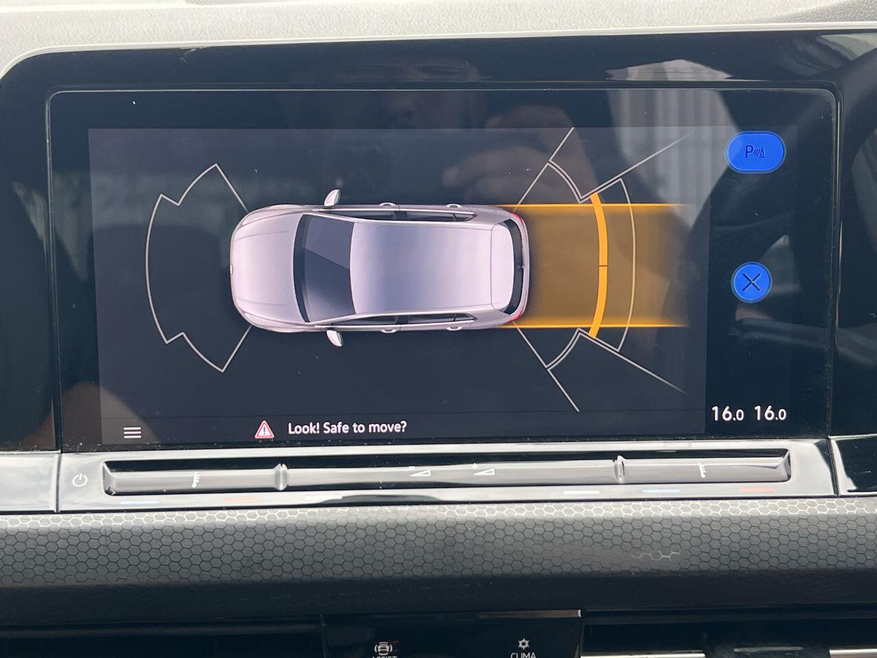 Volkswagen Golf view 53