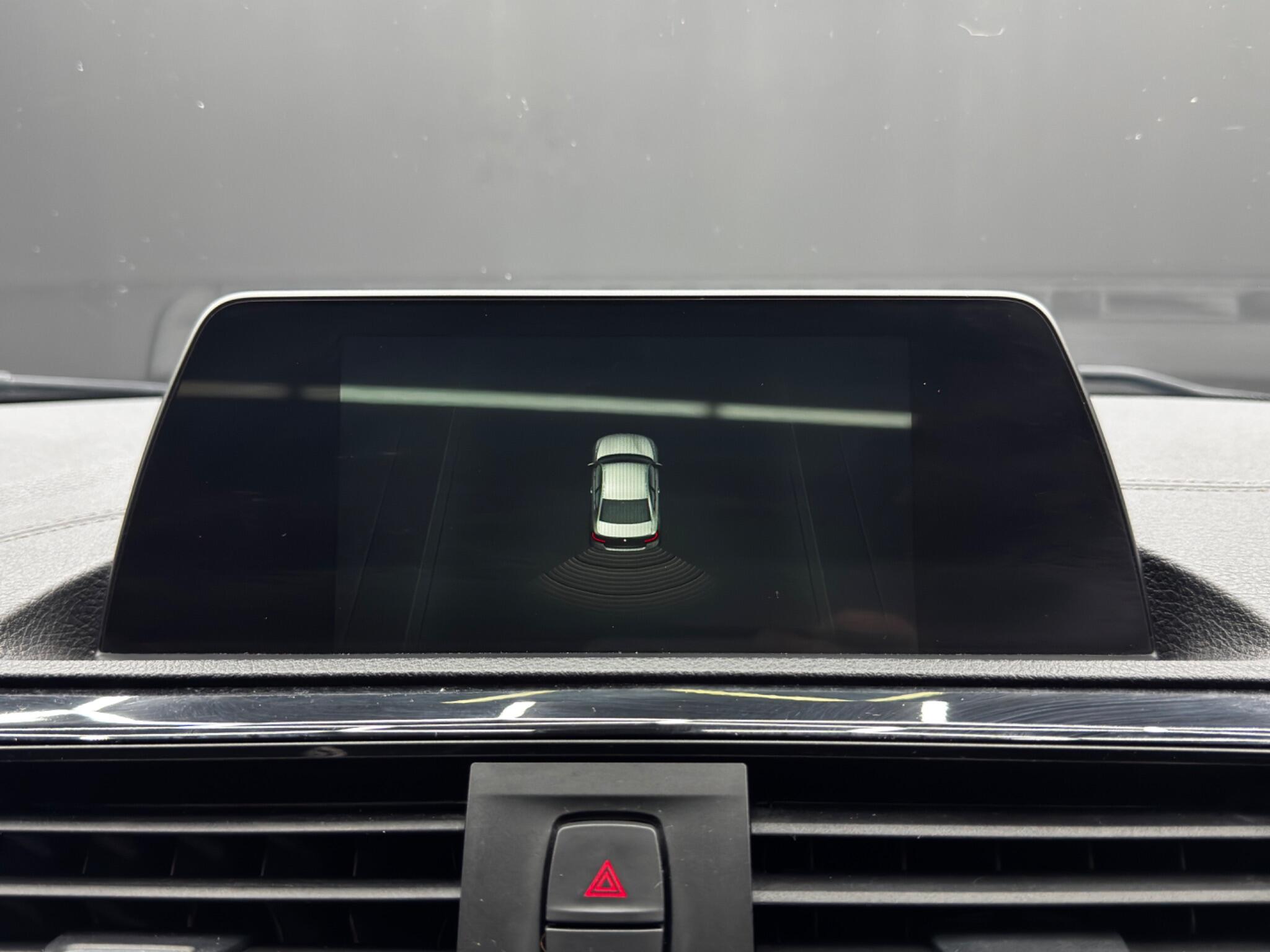 BMW 2 Series view 36