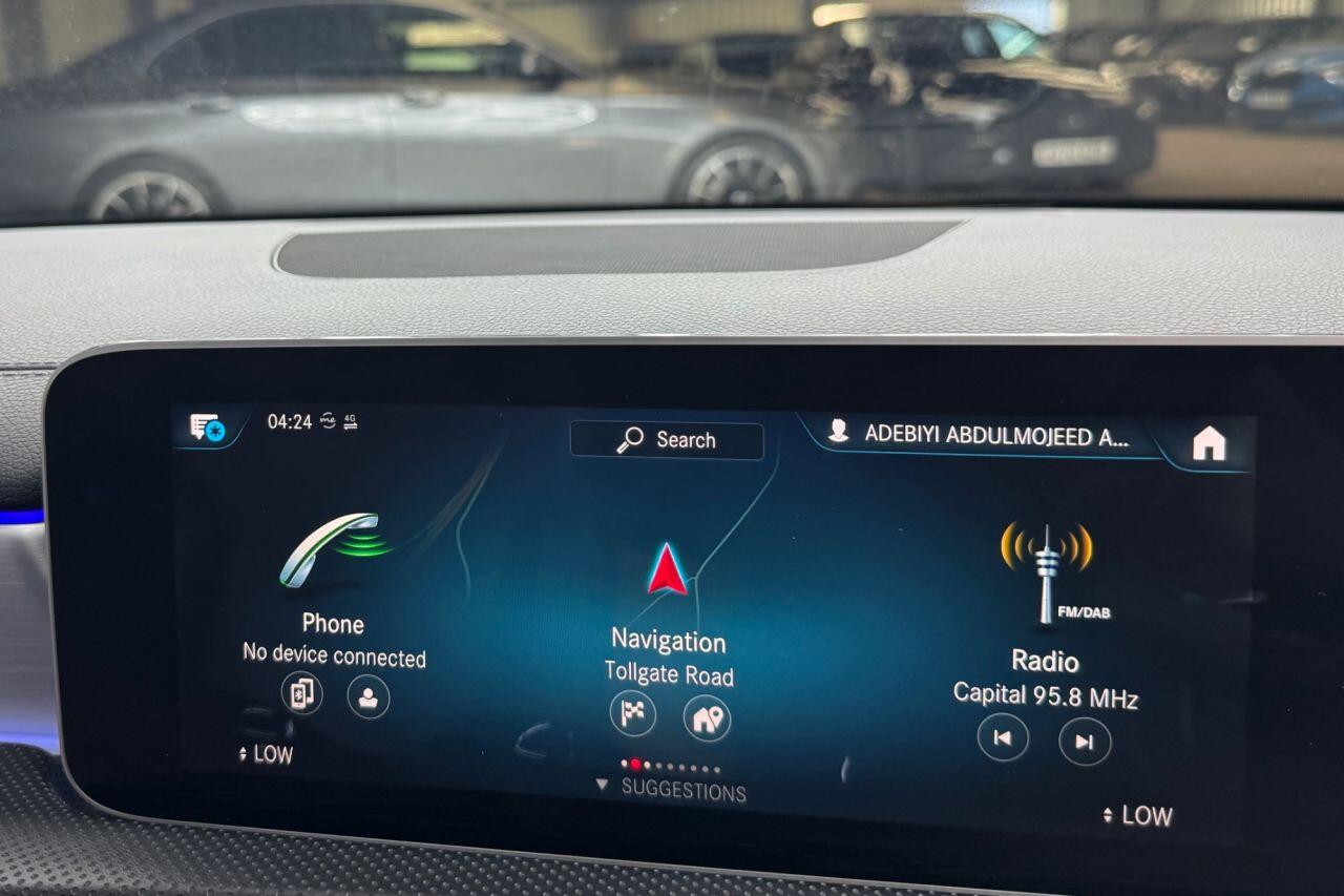Mercedes-Benz Cla view 28
